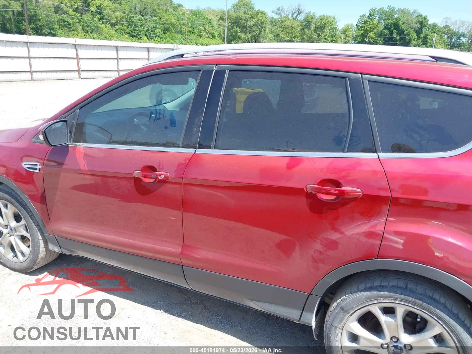FORD ESCAPE 2016 - 1FMCU9JX3GUB80493