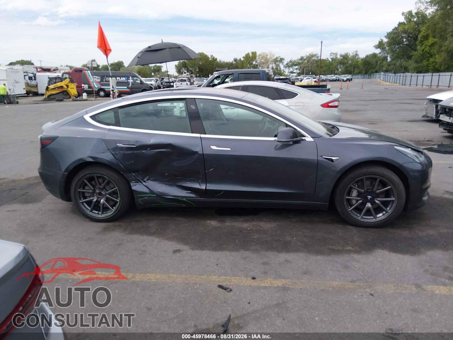 TESLA MODEL 3 2018 - 5YJ3E1EA2JF158493