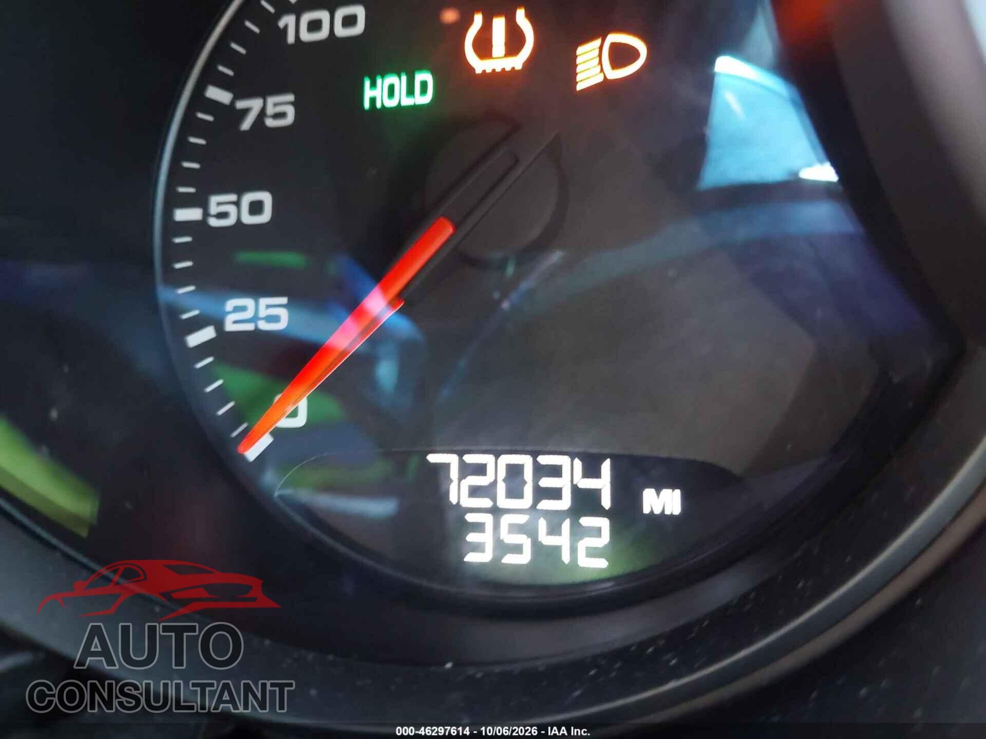 PORSCHE MACAN 2017 - WP1AF2A54HLB60075