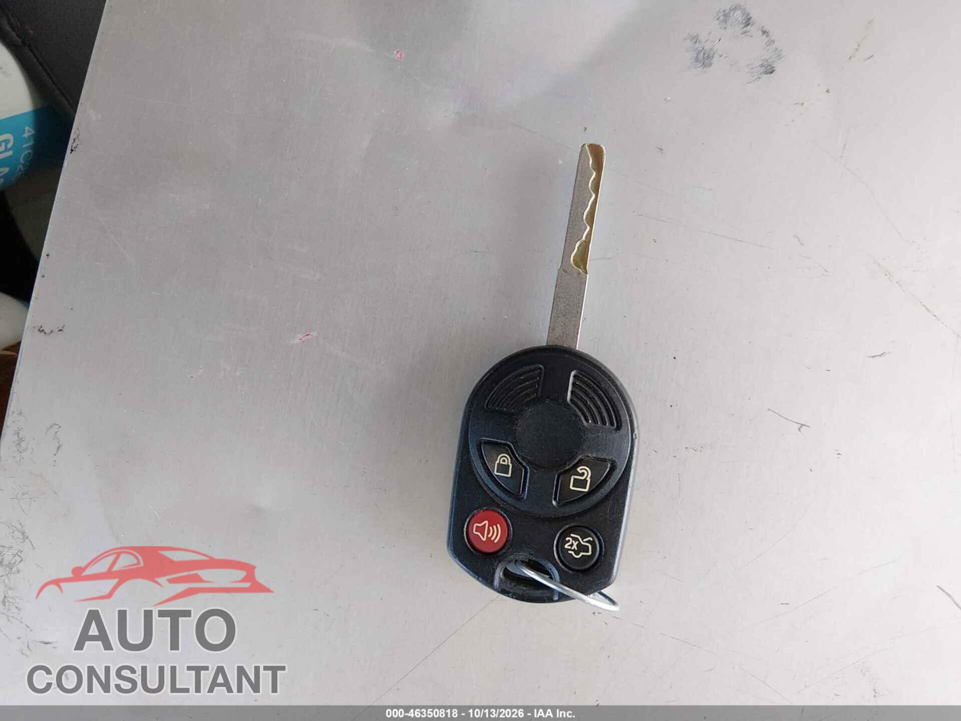 FORD FOCUS 2018 - 1FADP3FE7JL241660