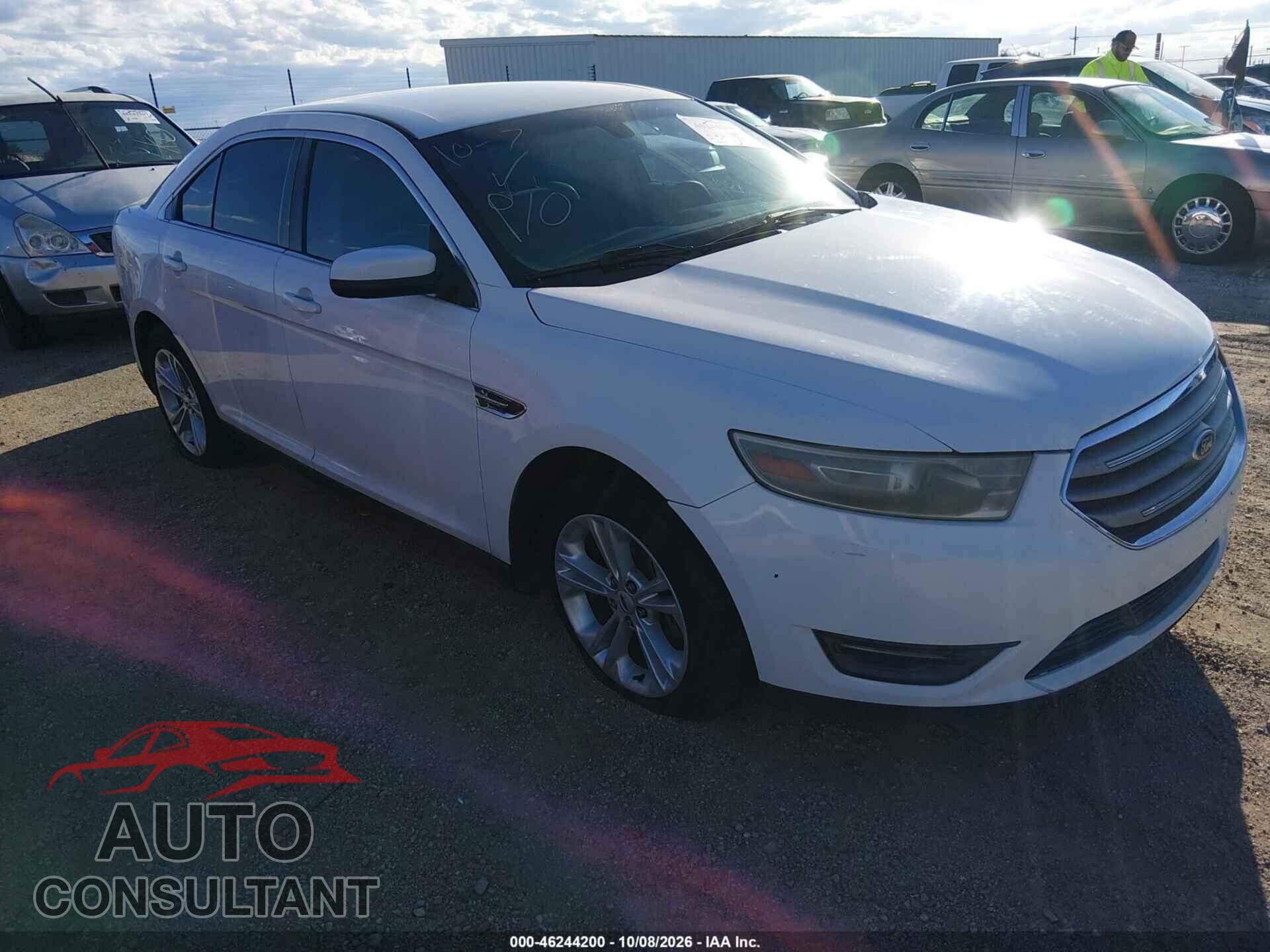 FORD TAURUS 2013 - 1FAHP2E98DG151057