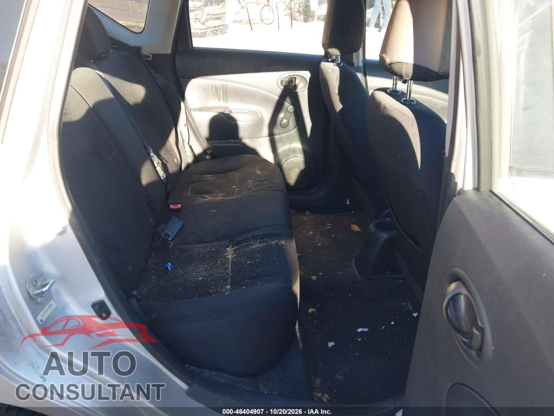 NISSAN VERSA NOTE 2015 - 3N1CE2CP2FL389564