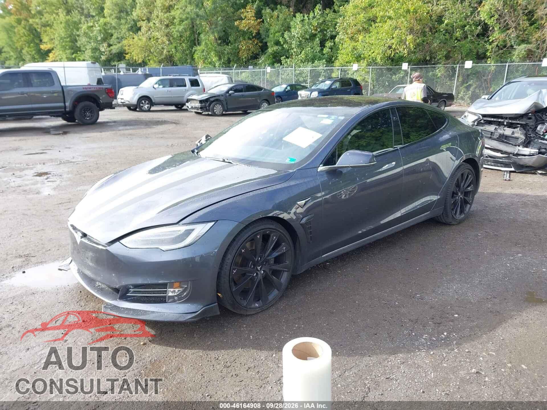 TESLA MODEL S 2017 - 5YJSA1E22HF199779