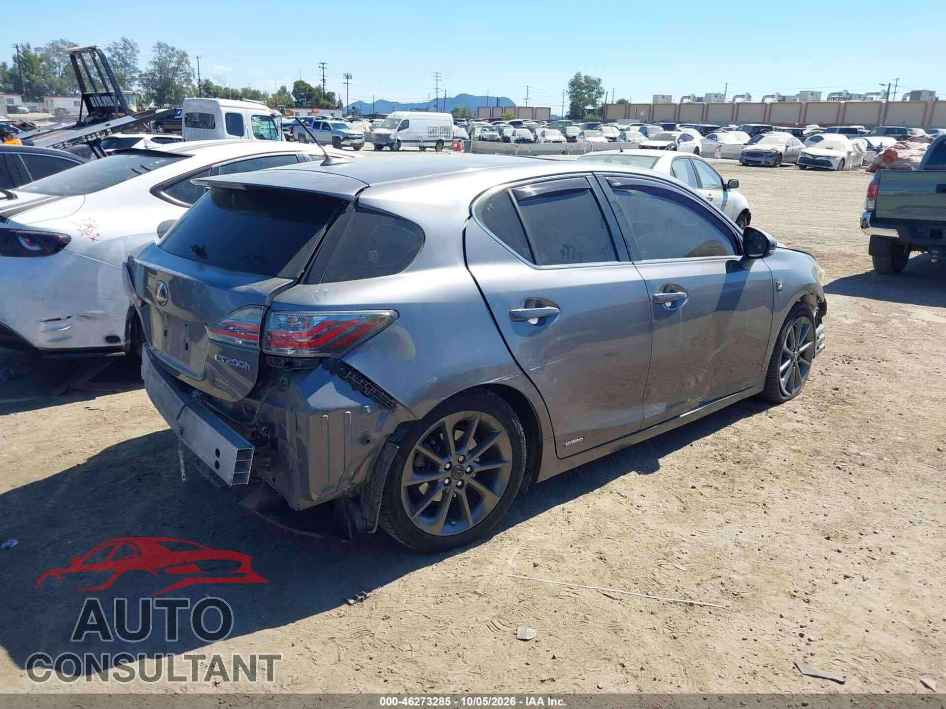 LEXUS CT 200H 2013 - JTHKD5BH3D2128562
