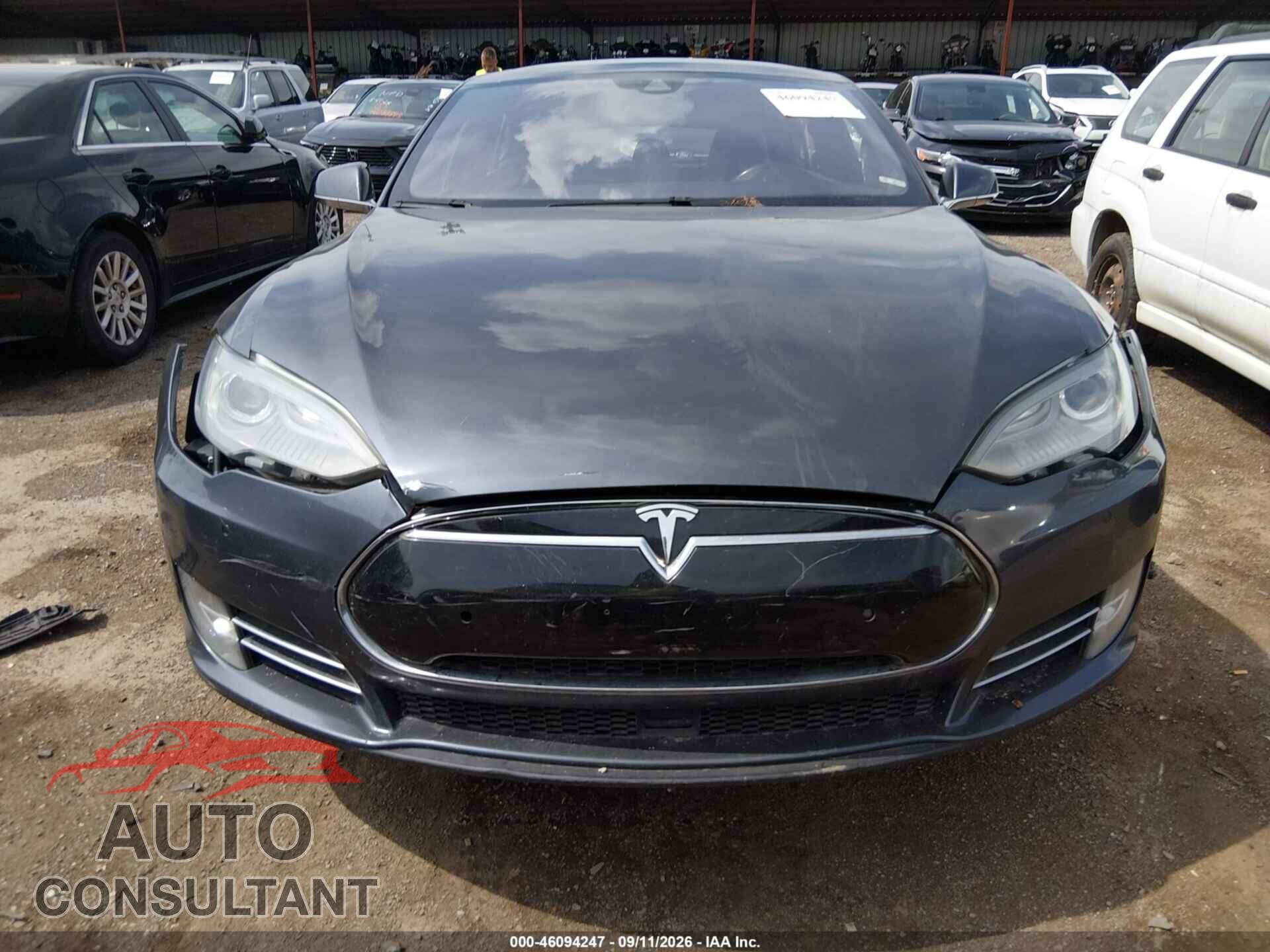 TESLA MODEL S 2015 - 5YJSA1E22FF103713