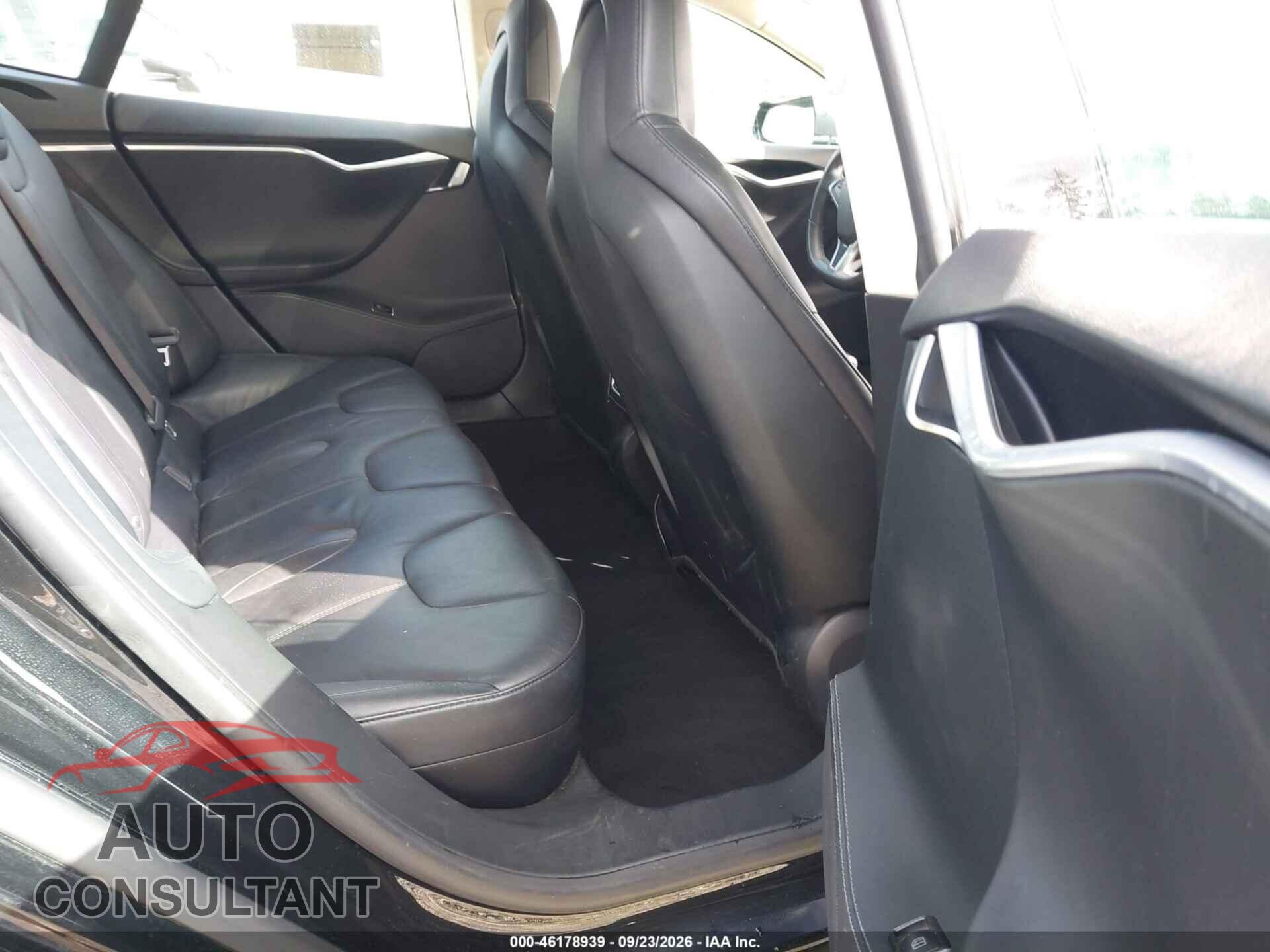 TESLA MODEL S 2013 - 5YJSA1CP4DFP23376