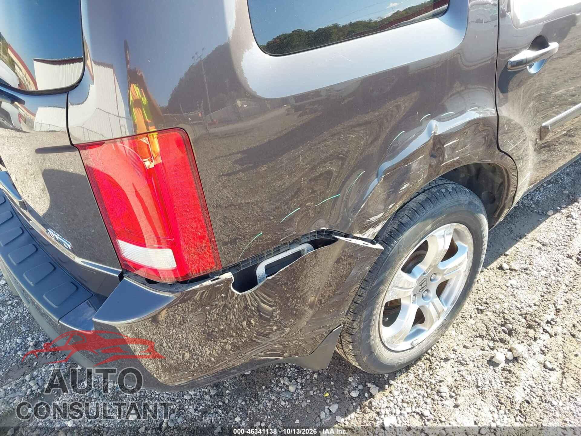 HONDA PILOT 2015 - 5FNYF4H55FB042165