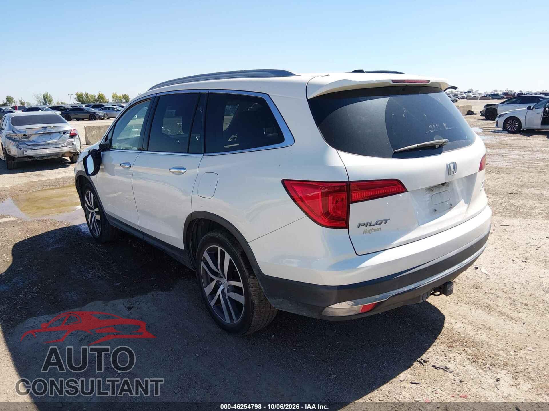 HONDA PILOT 2017 - 5FNYF6H95HB093196
