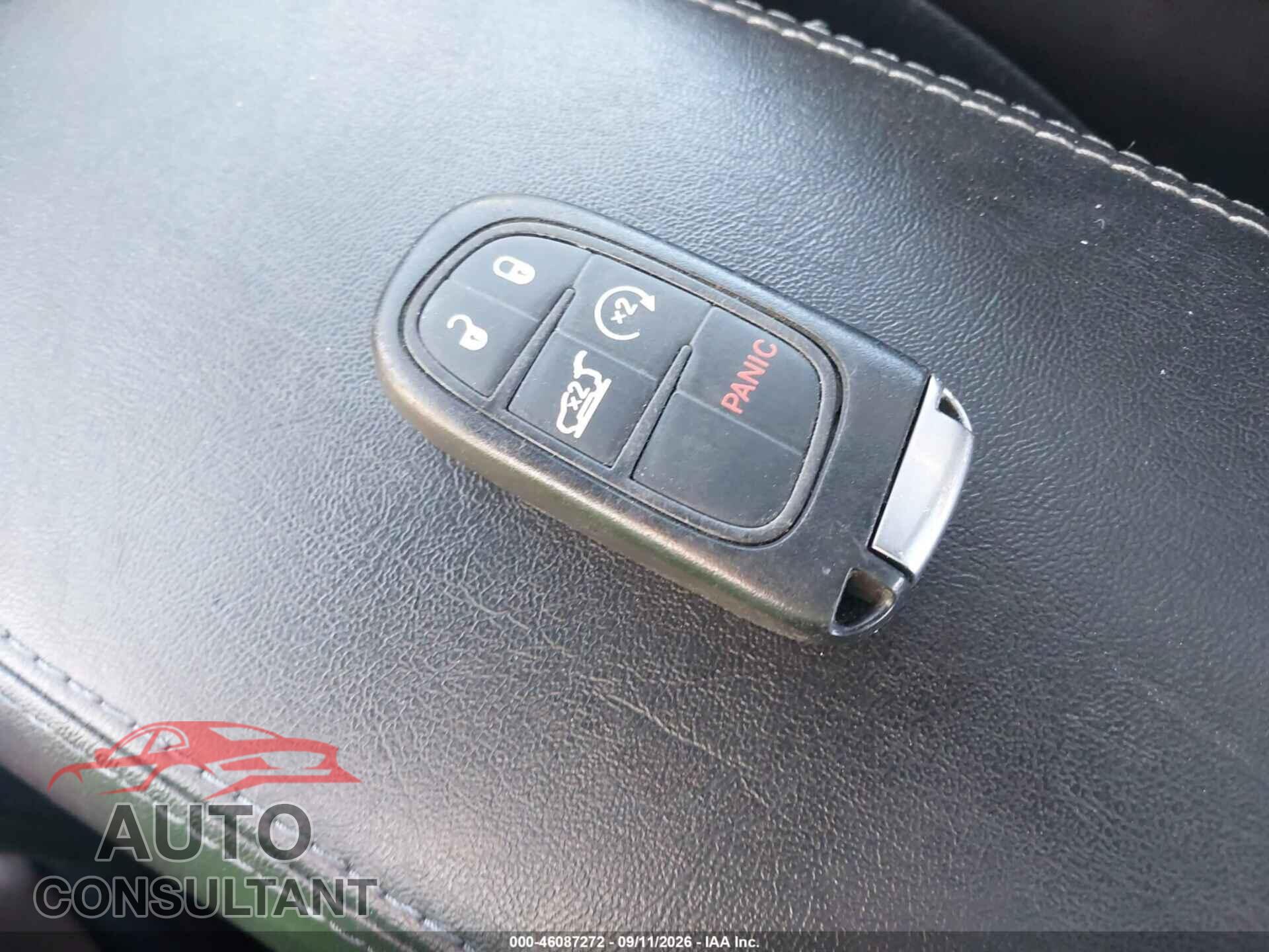 JEEP CHEROKEE 2019 - 1C4PJMDX2KD163156
