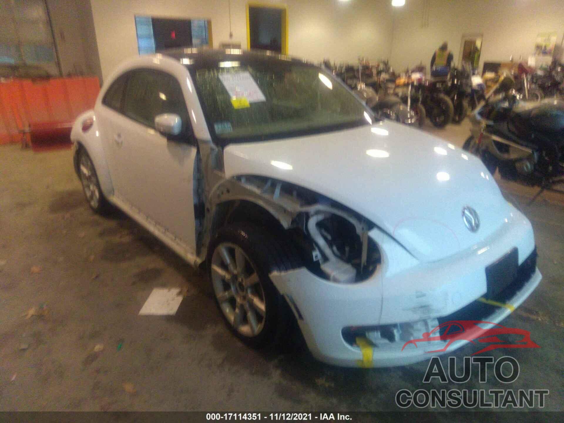 VOLKSWAGEN BEETLE COUPE 2016 - 3VWJ17AT3GM603564