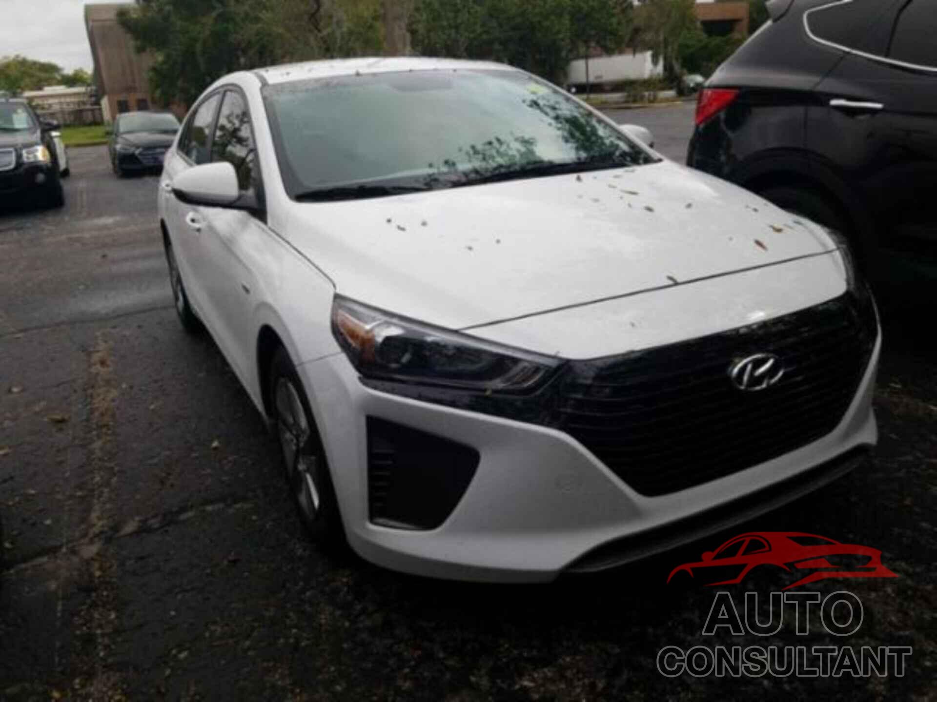 HYUNDAI IONIQ HYBRID 2017 - KMHC65LC7HU047959