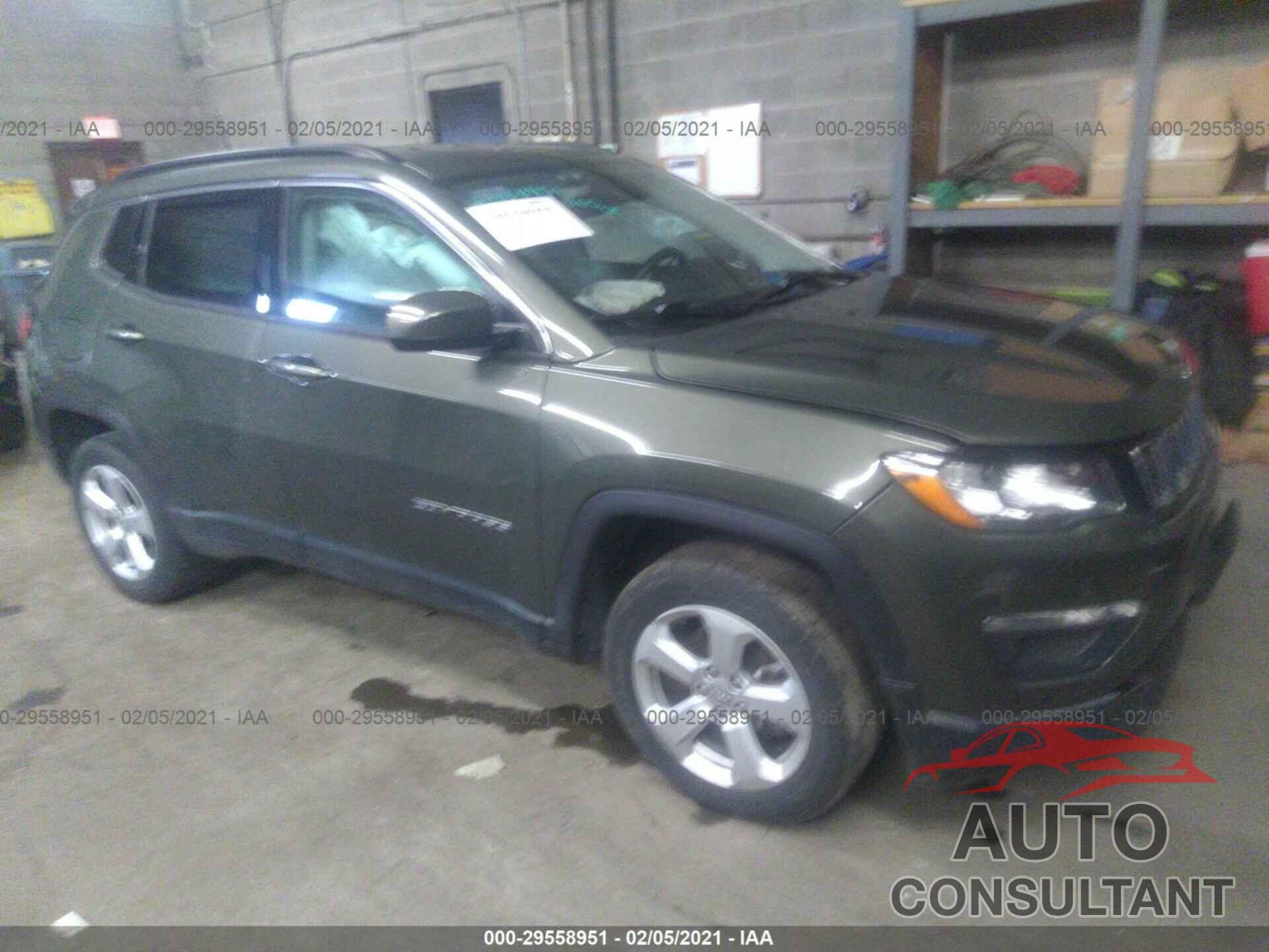 JEEP COMPASS 2018 - 3C4NJDBB8JT366530