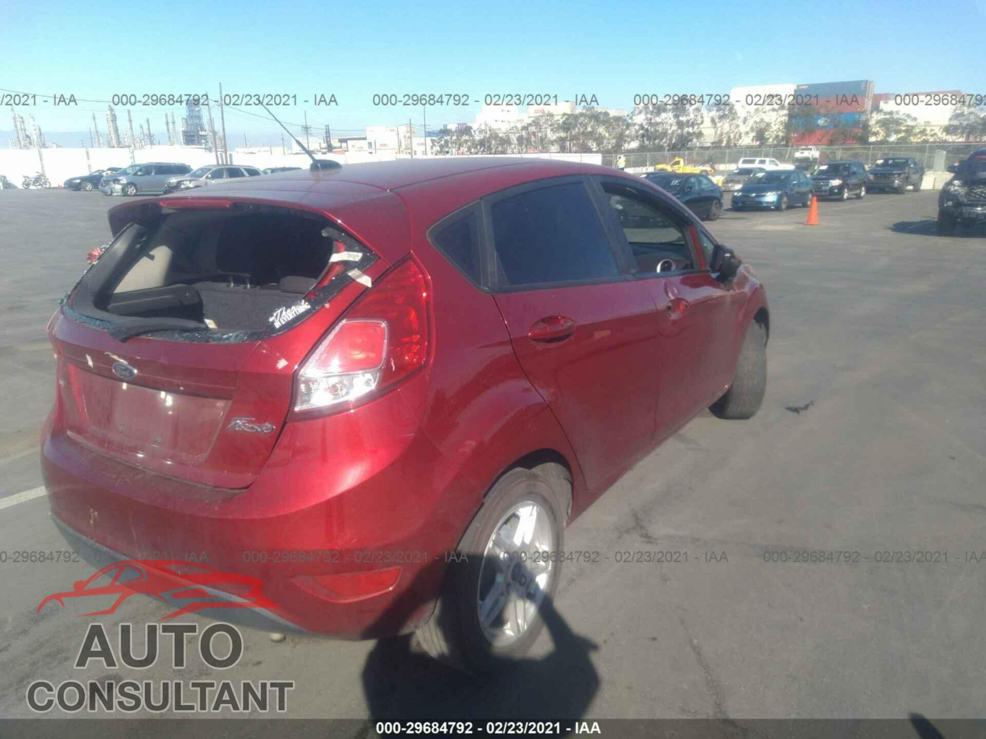 FORD FIESTA 2017 - 3FADP4EJ5HM123989