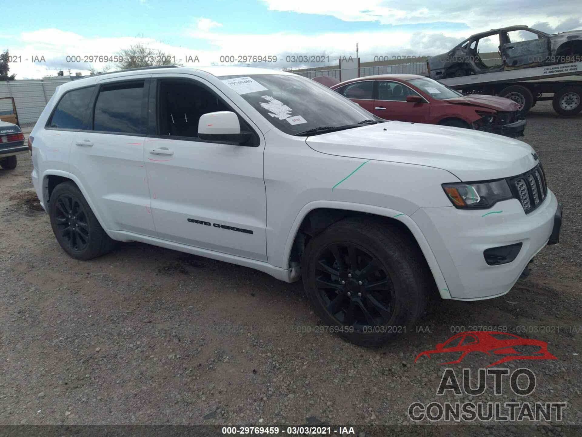 JEEP GRAND CHEROKEE 2017 - 1C4RJEAG9HC813652