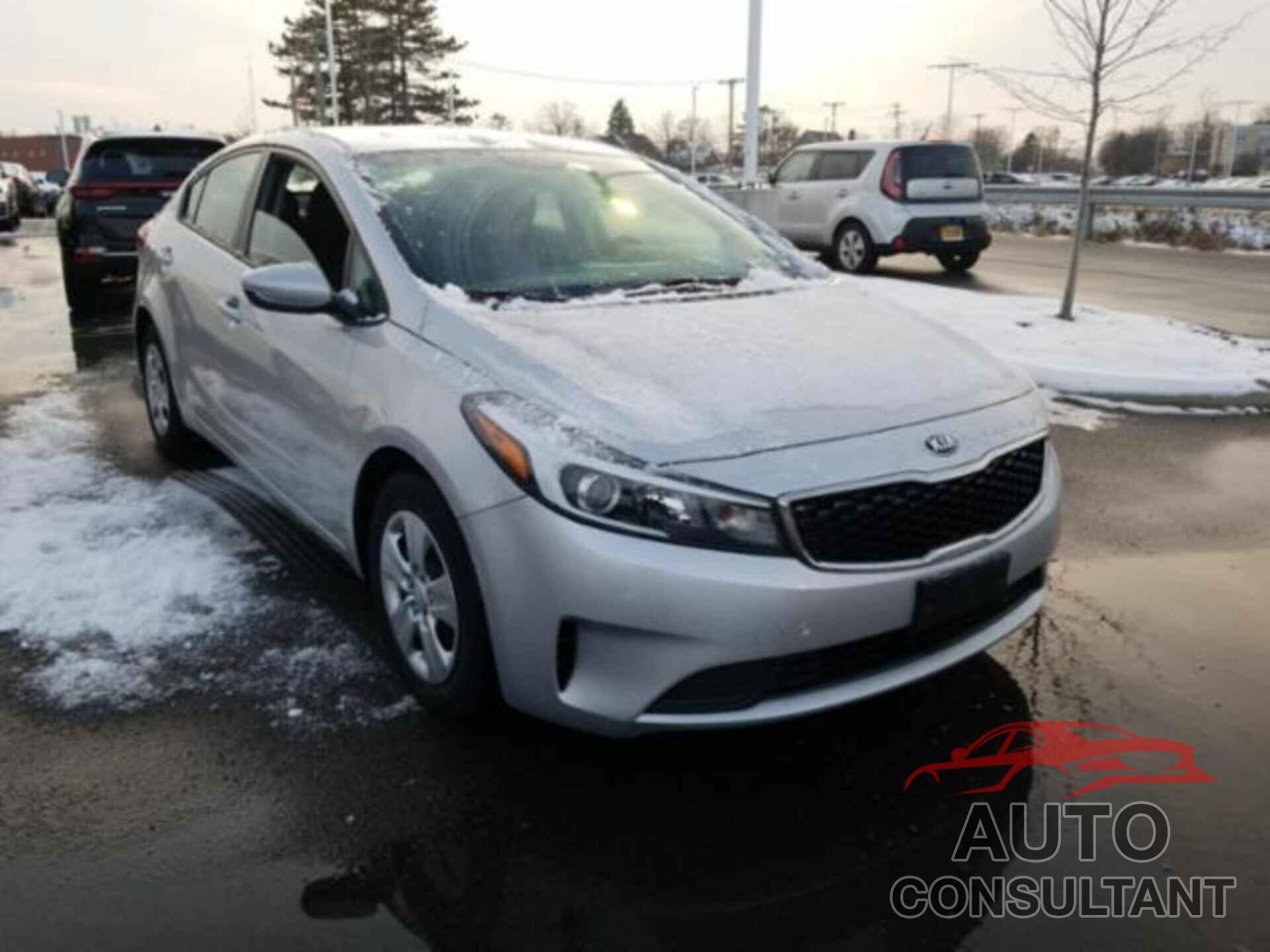 KIA FORTE 2018 - 3KPFK4A70JE228113