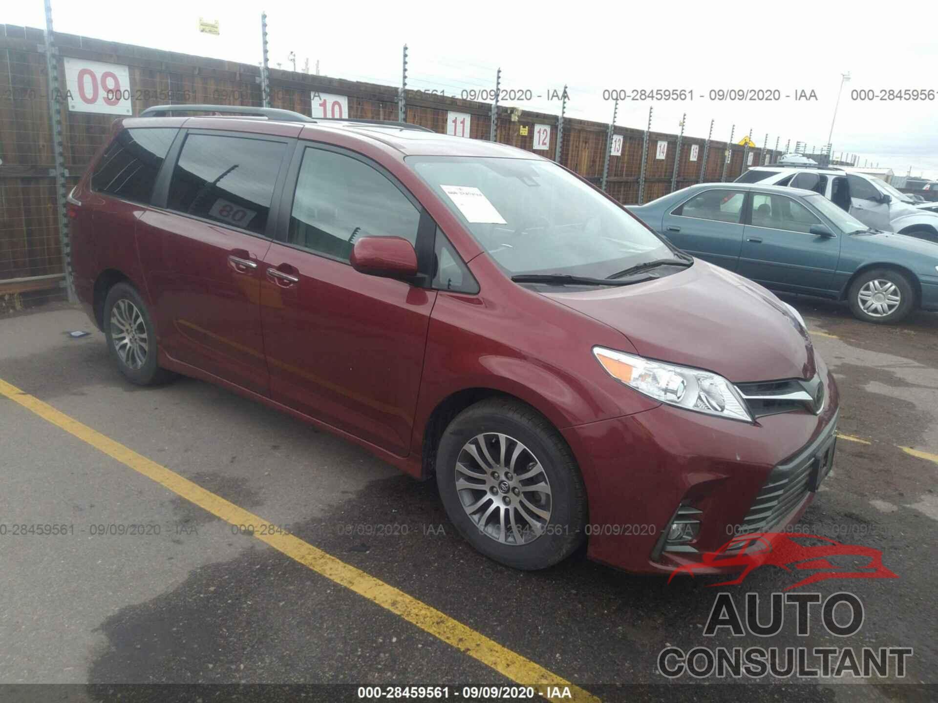 TOYOTA SIENNA 2019 - 5TDYZ3DC9KS017376