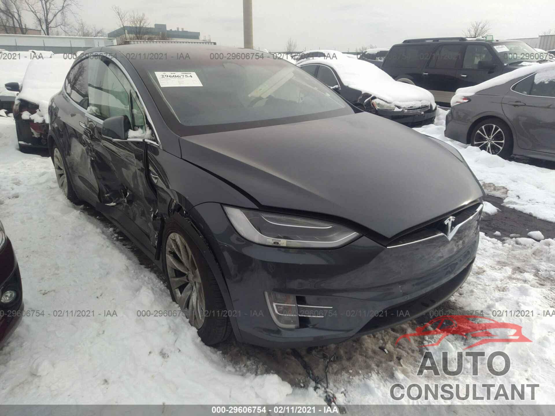 TESLA MODEL X 2017 - 5YJXCBE22HF039679