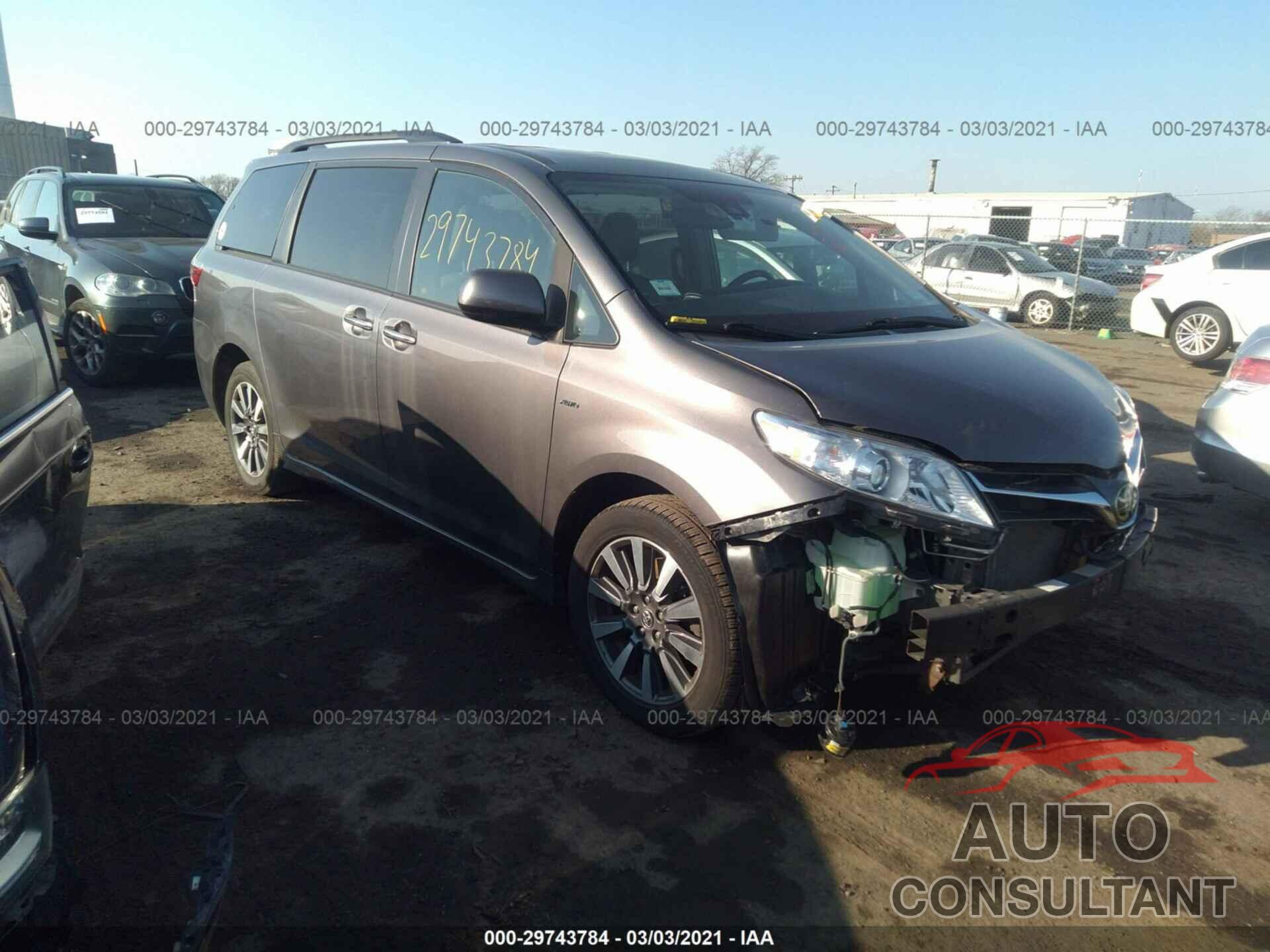 TOYOTA SIENNA 2019 - 5TDDZ3DC4KS214065