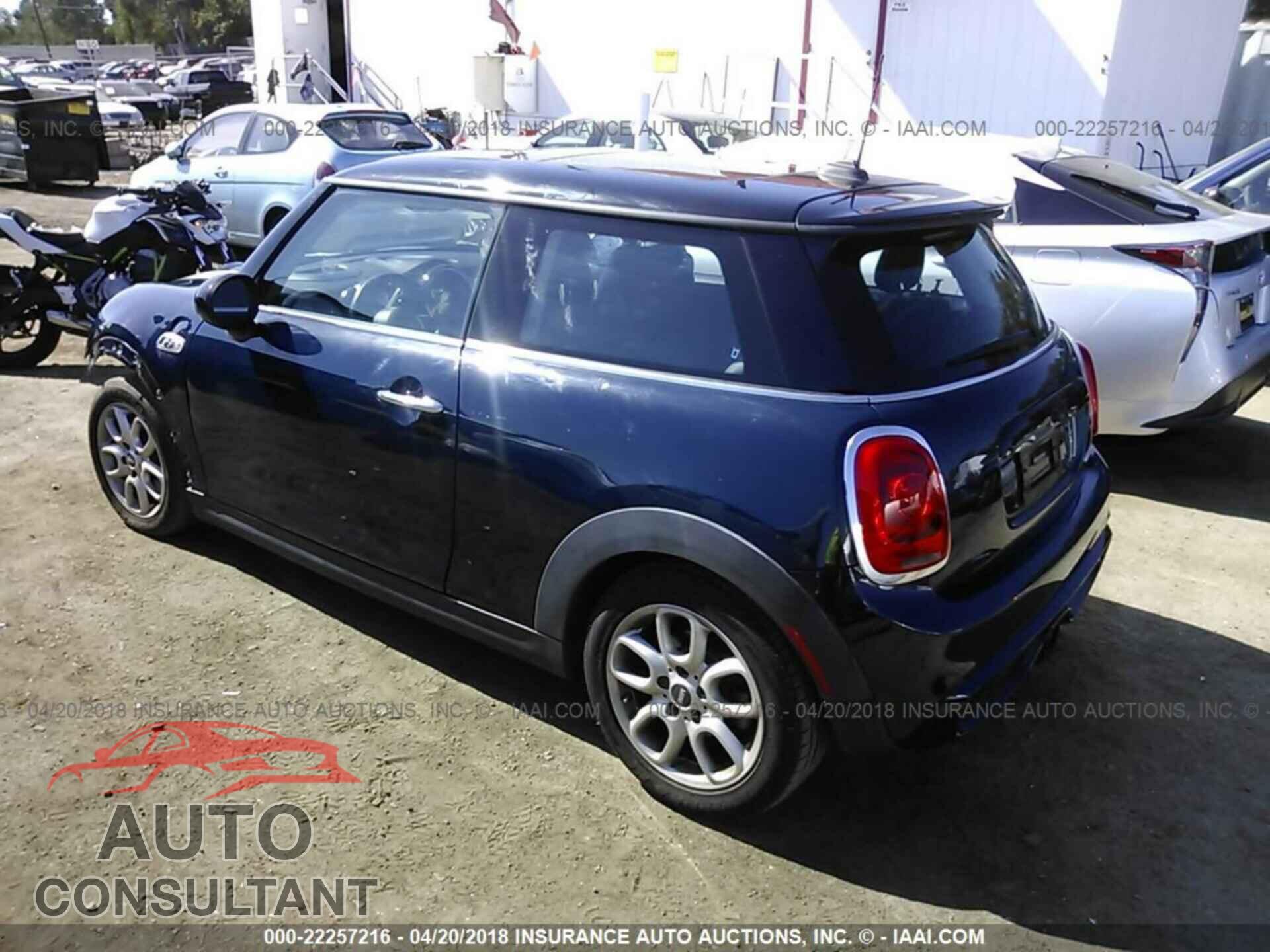 Mini Cooper 2015 - WMWXP7C54F2A37432