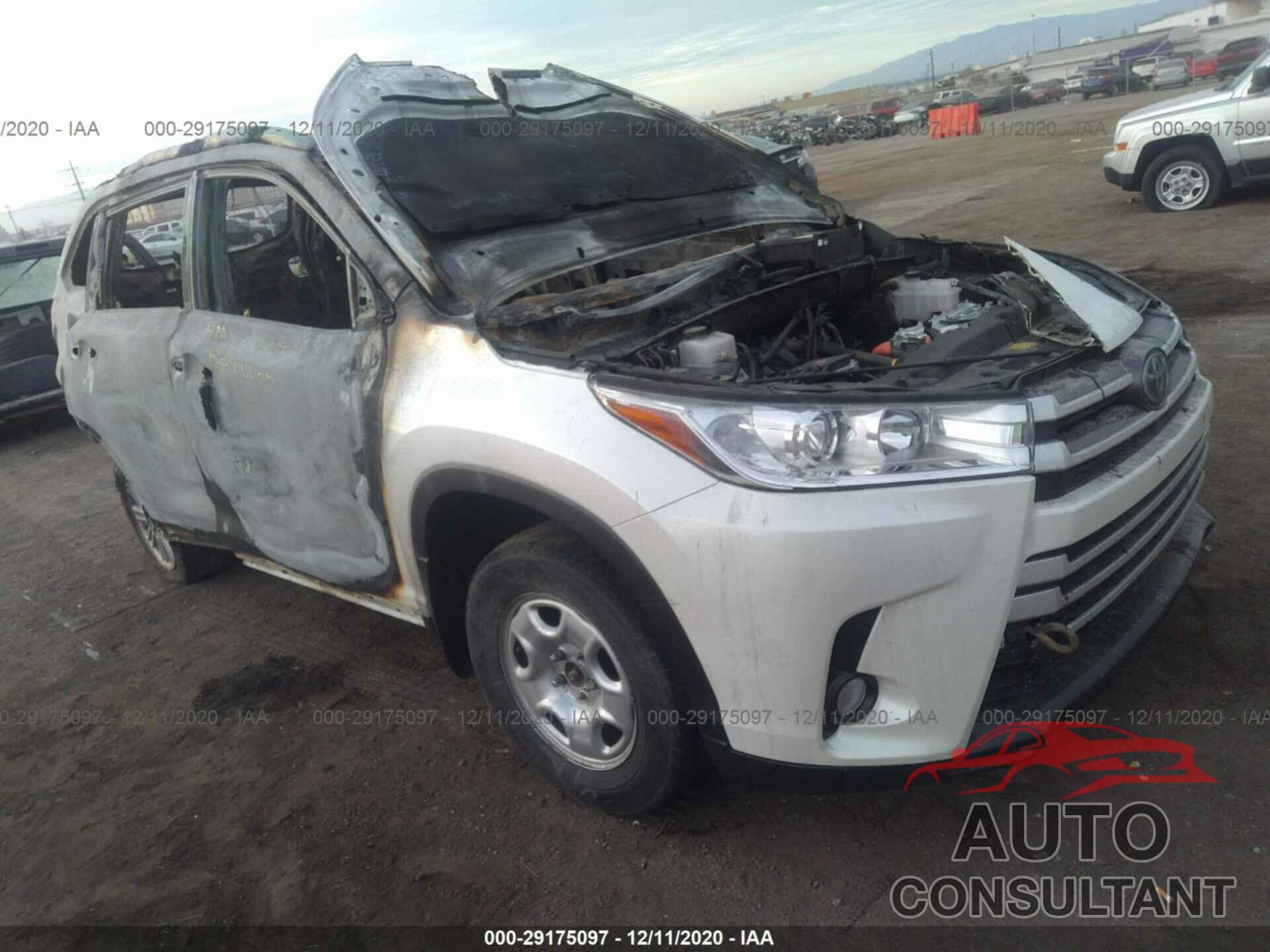 TOYOTA HIGHLANDER 2019 - 5TDJGRFH5KS068327