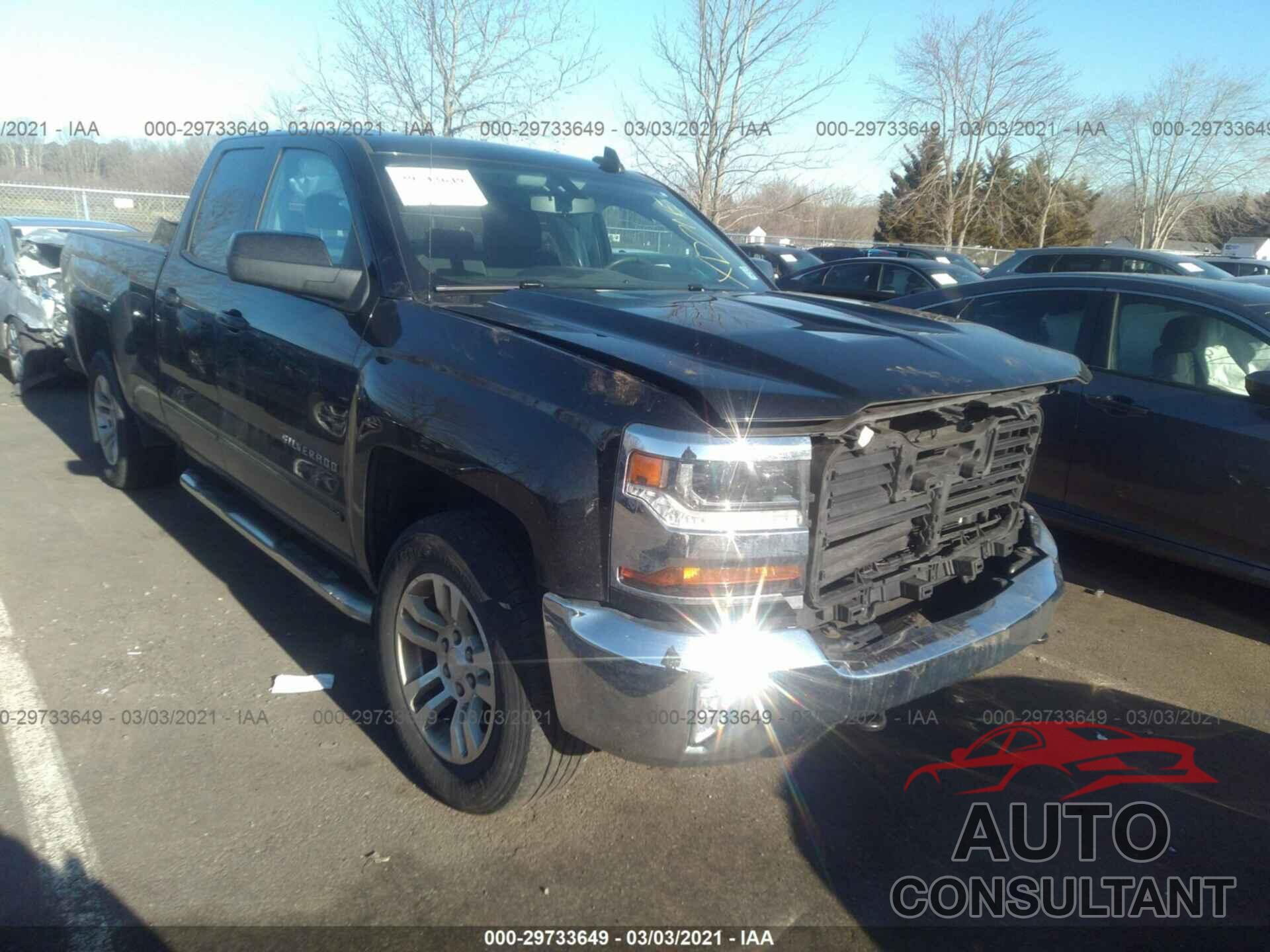 CHEVROLET SILVERADO 1500 2017 - 1GCVKREC2HZ395166