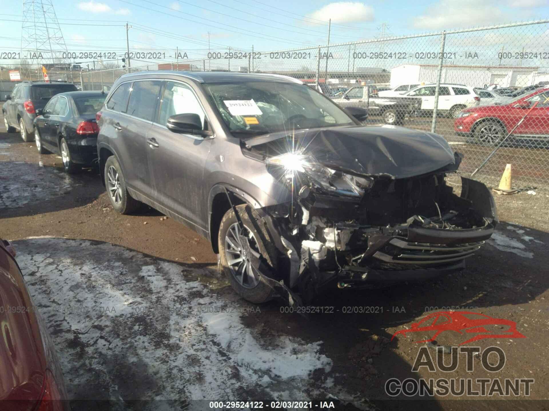 TOYOTA HIGHLANDER 2017 - 5TDJZRFH3HS466235