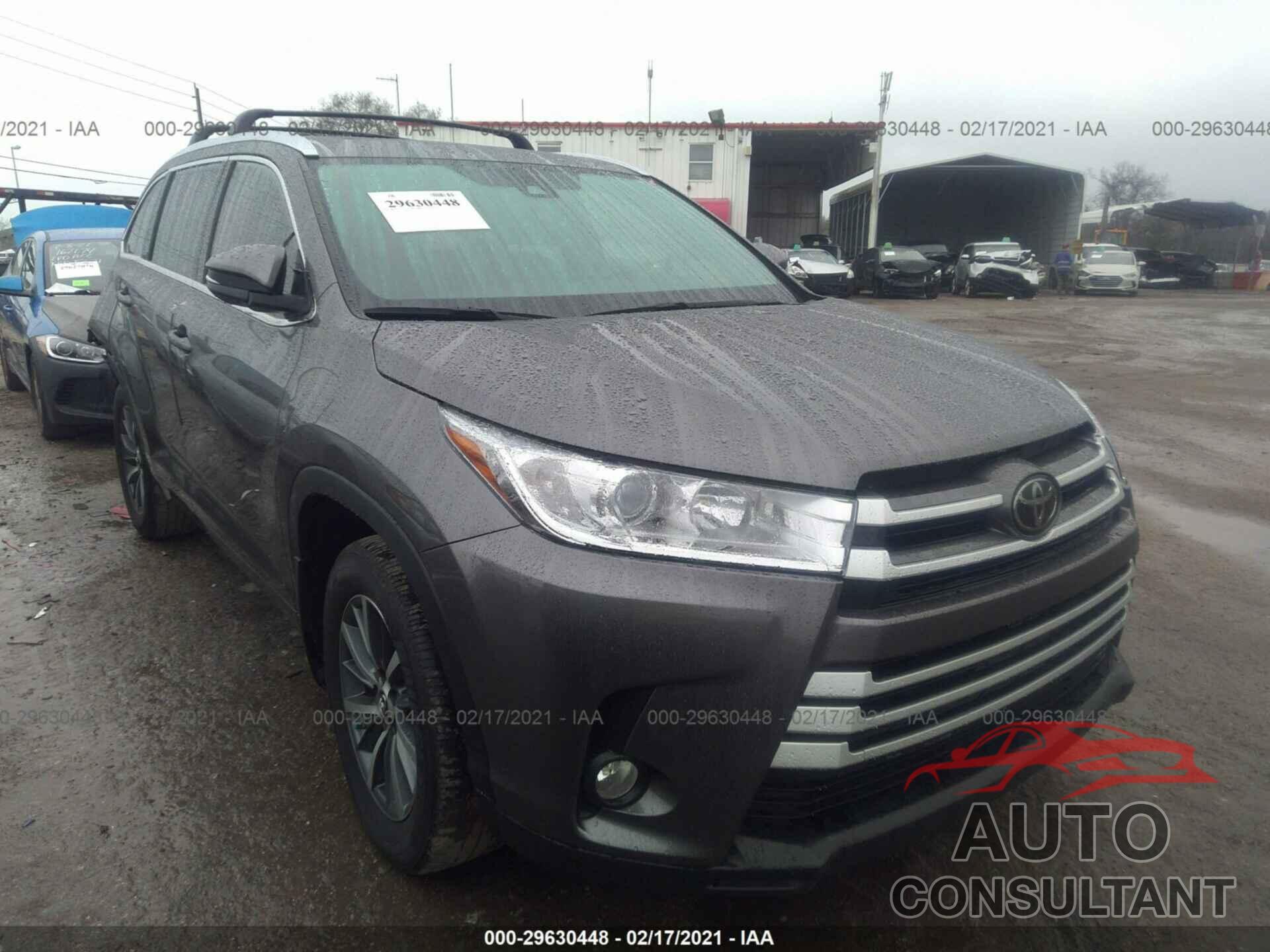 TOYOTA HIGHLANDER 2018 - 5TDKZRFH3JS287803