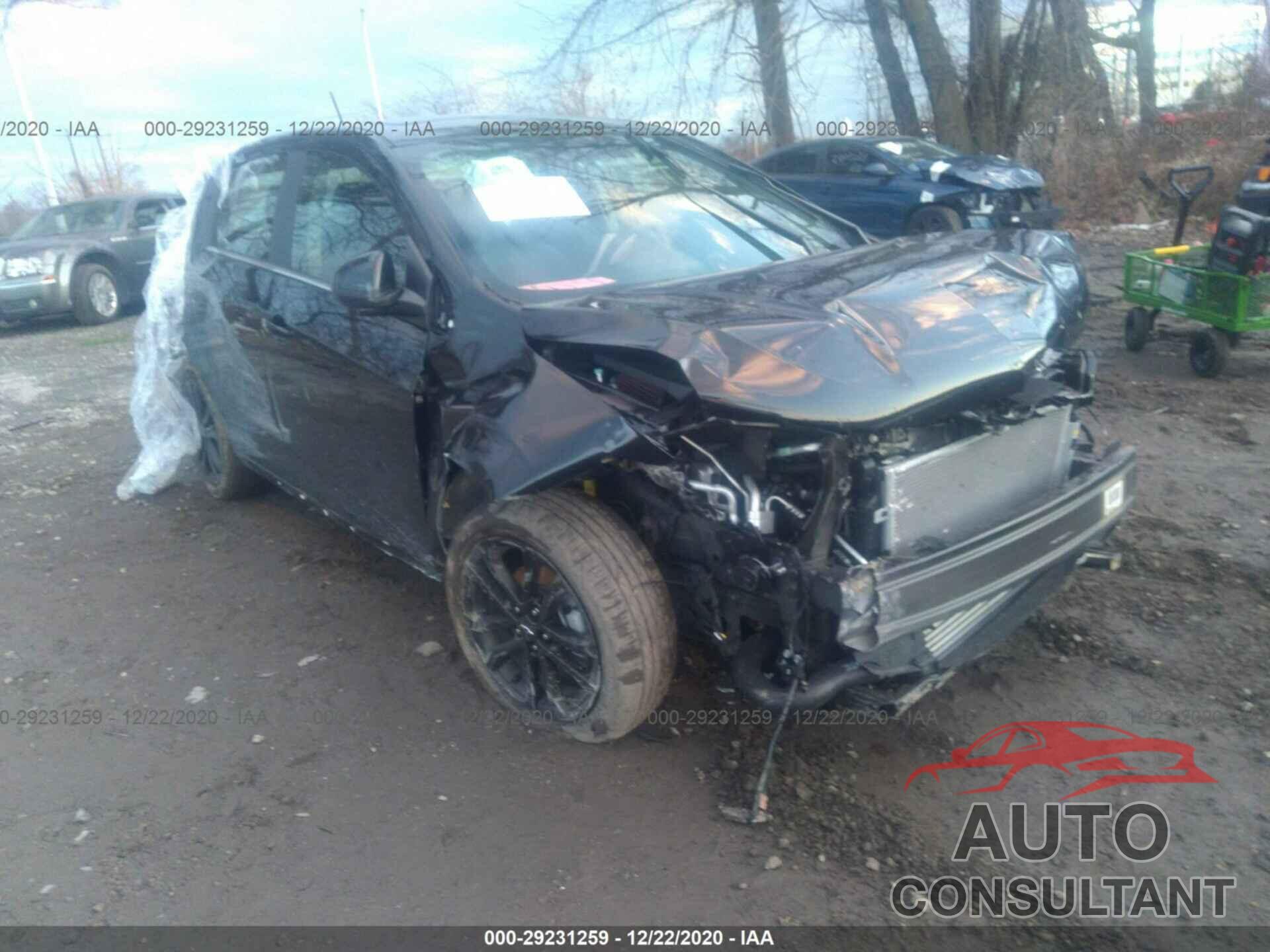 CHEVROLET SONIC 2020 - 1G1JF6SB3L4134964