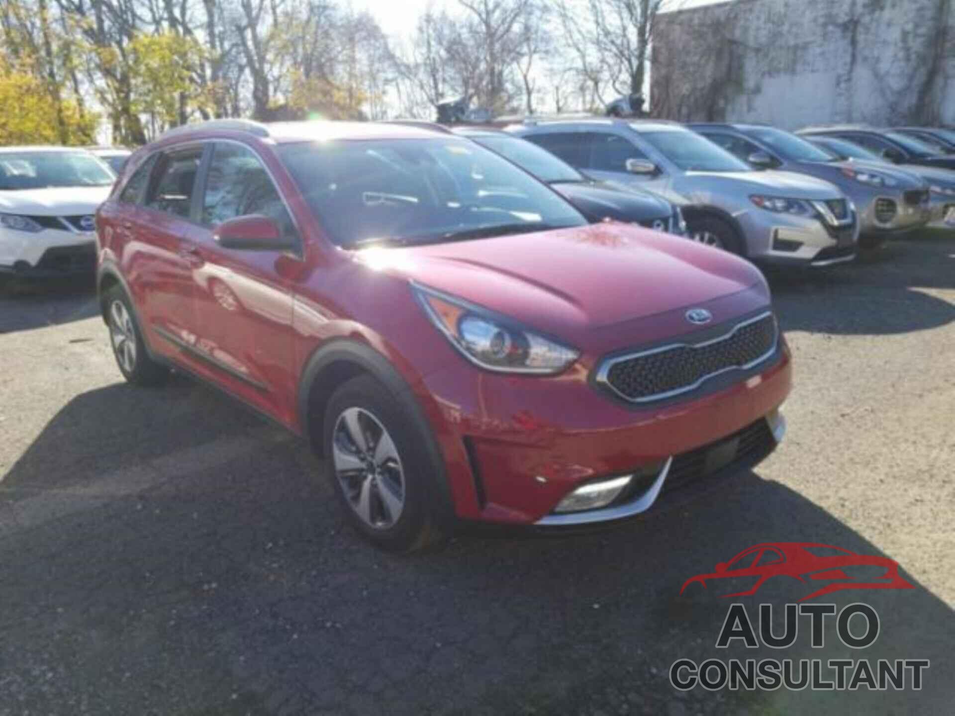 KIA NIRO 2018 - KNDCB3LC8J5109017