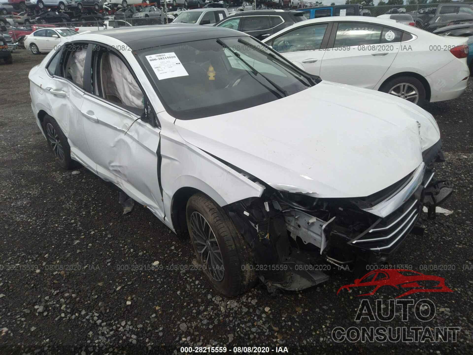 VOLKSWAGEN JETTA 2019 - 3VWCB7BU3KM145644