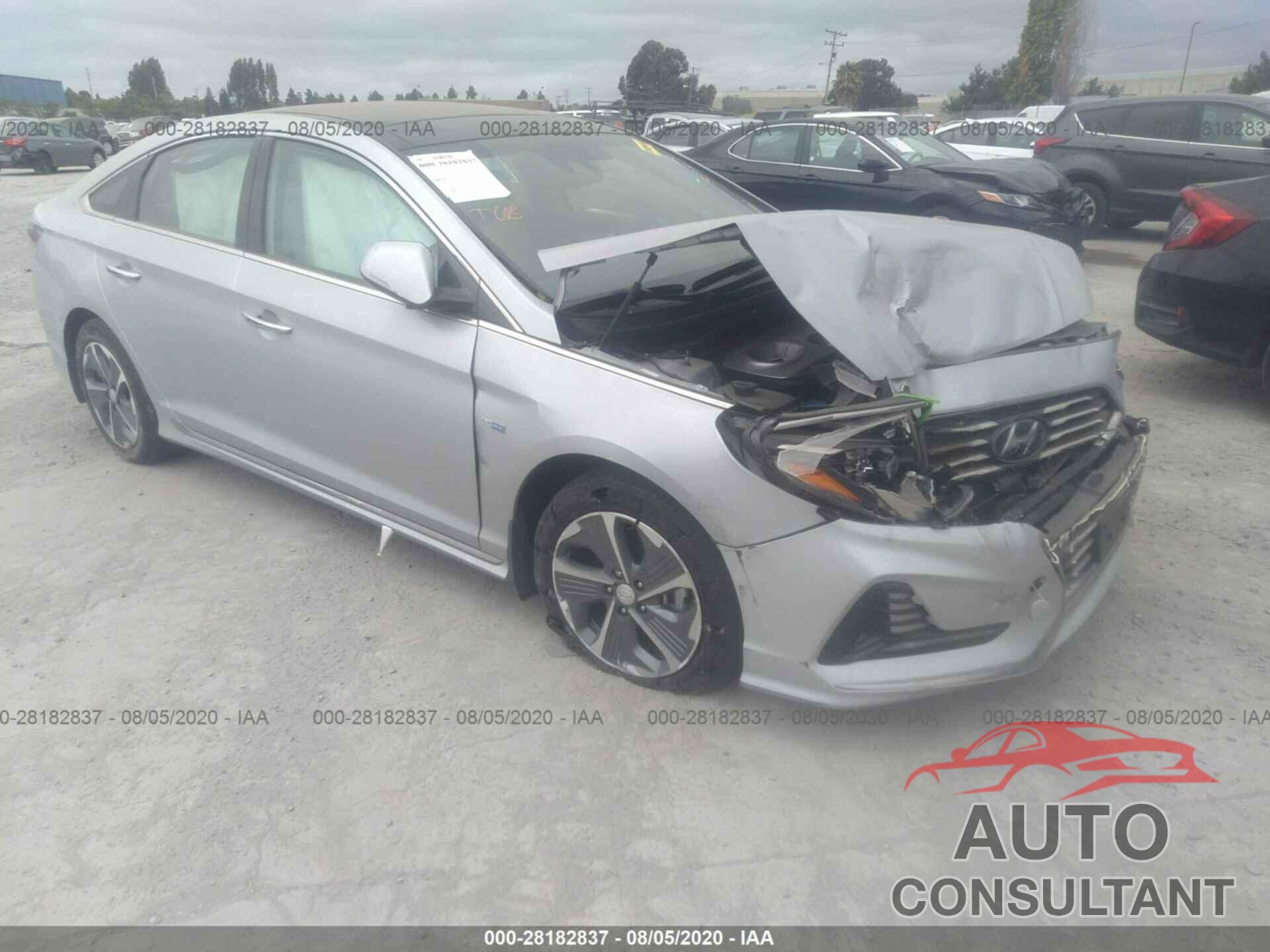 HYUNDAI SONATA HYBRID 2019 - KMHE34L39KA089537