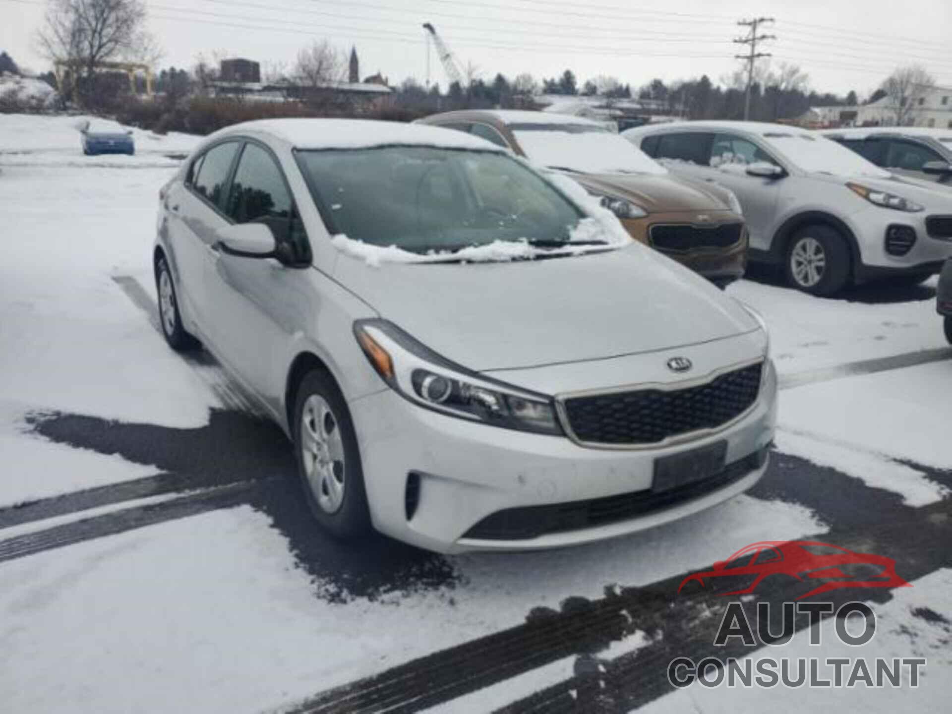 KIA FORTE 2018 - 3KPFK4A71JE234597
