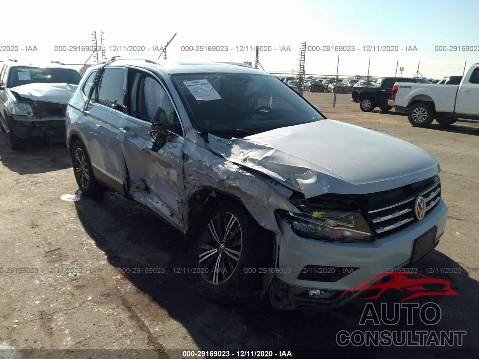 VOLKSWAGEN TIGUAN 2018 - 3VV3B7AX0JM078662