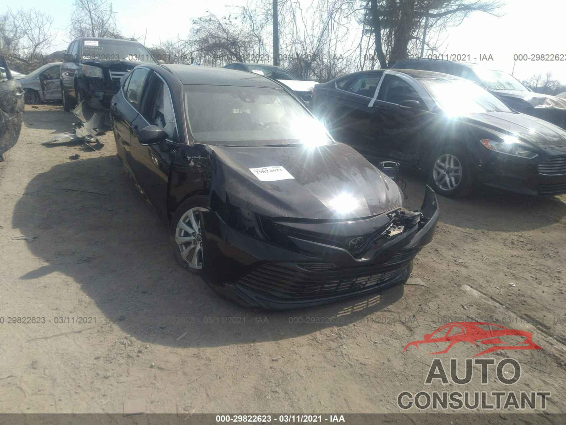 TOYOTA CAMRY 2018 - JTNB11HK5J3038885