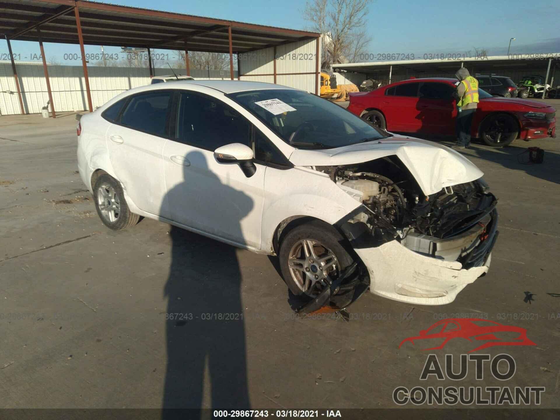 FORD FIESTA 2019 - 3FADP4BJ2KM152197
