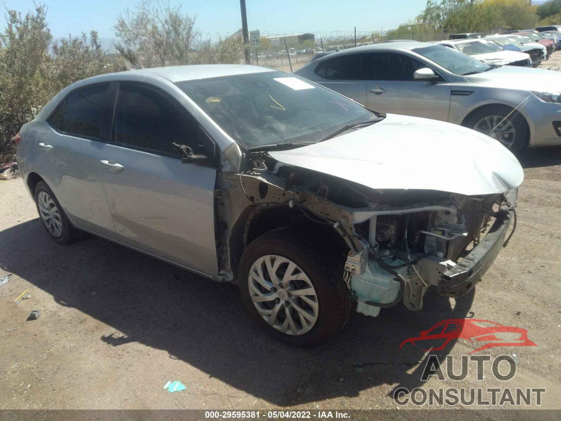 TOYOTA COROLLA 2018 - 2T1BURHEXJC995685
