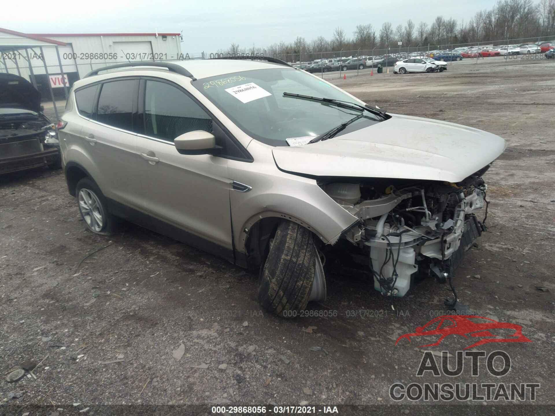 FORD ESCAPE 2017 - 1FMCU0GD7HUC77156