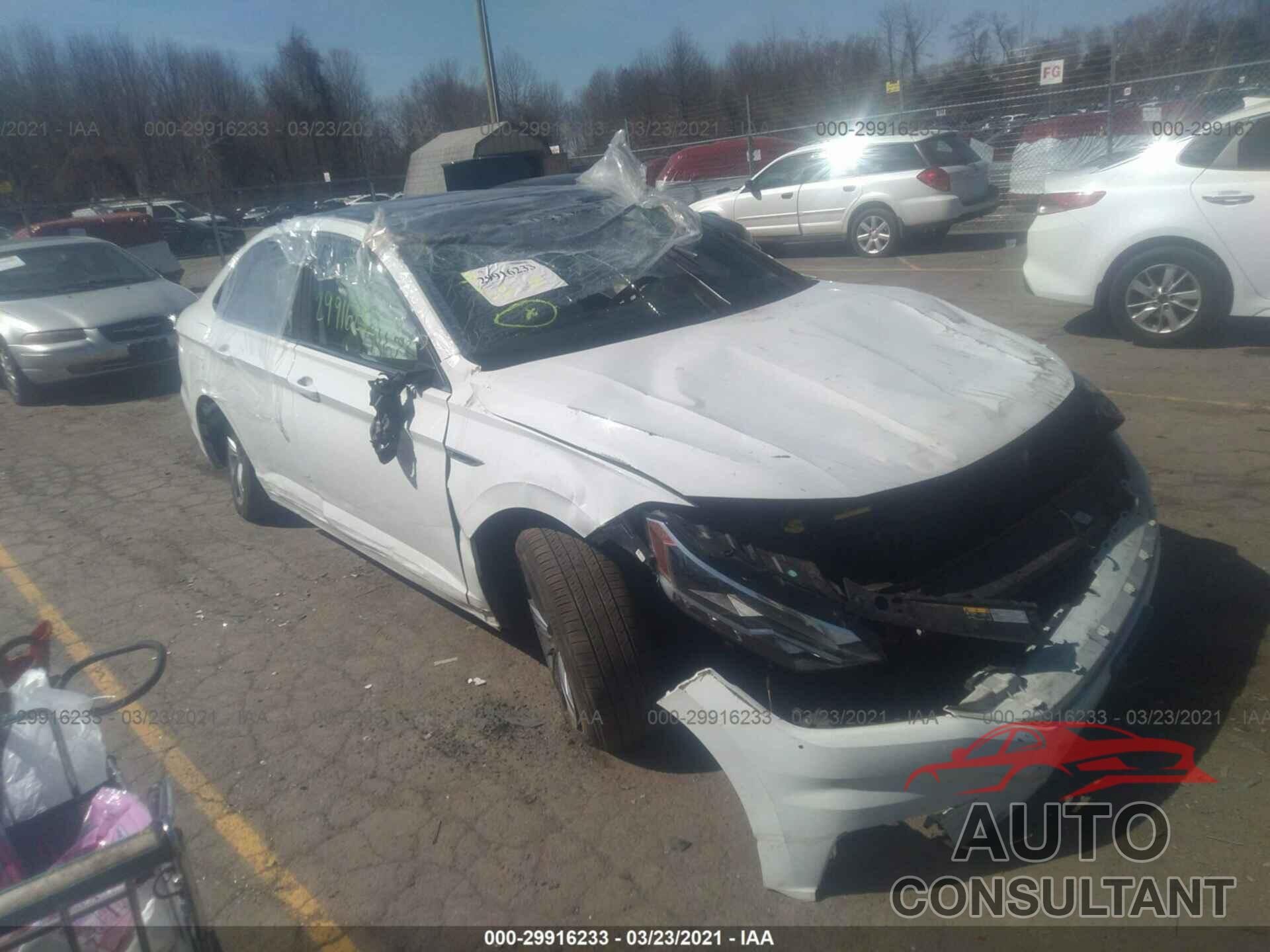 VOLKSWAGEN JETTA 2019 - 3VWC57BU0KM077407