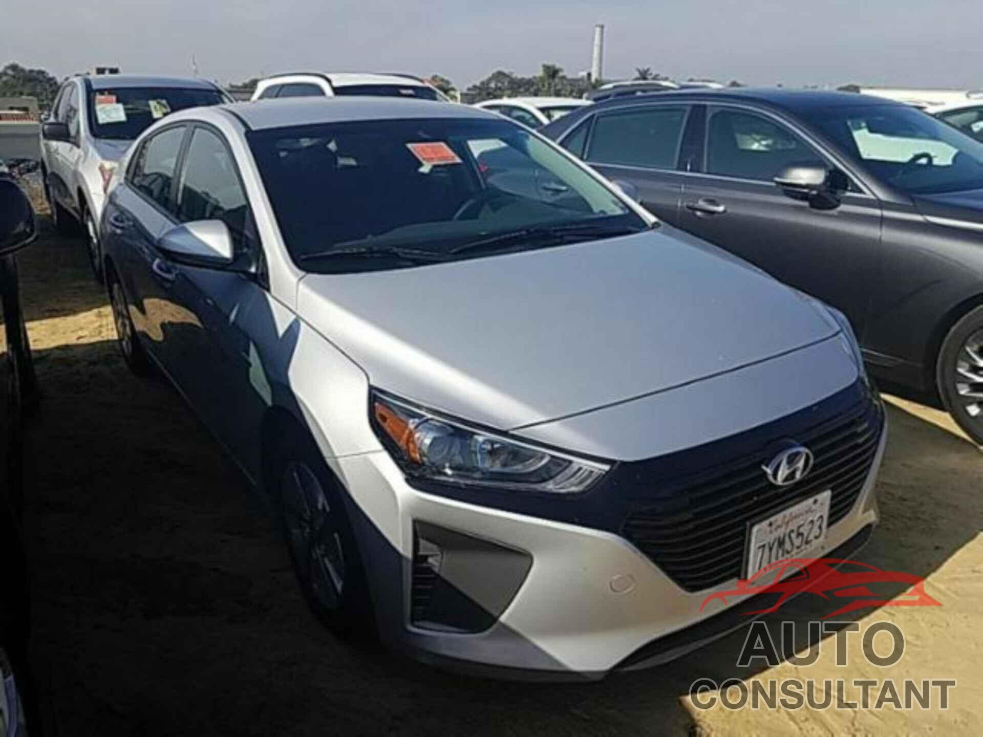 HYUNDAI IONIQ HYBRID 2017 - KMHC65LC4HU024879