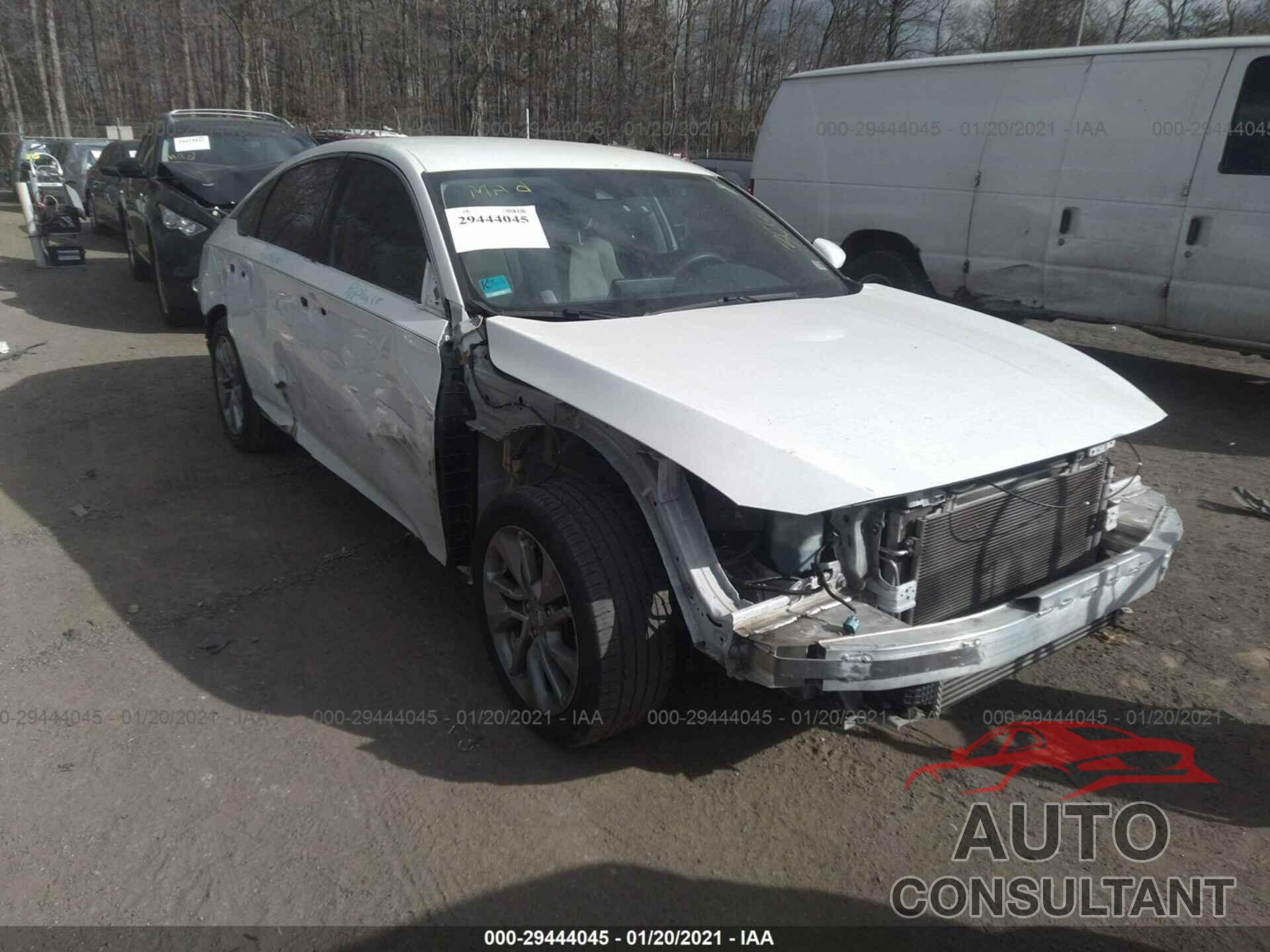 HONDA ACCORD SEDAN 2018 - 1HGCV1F13JA014847