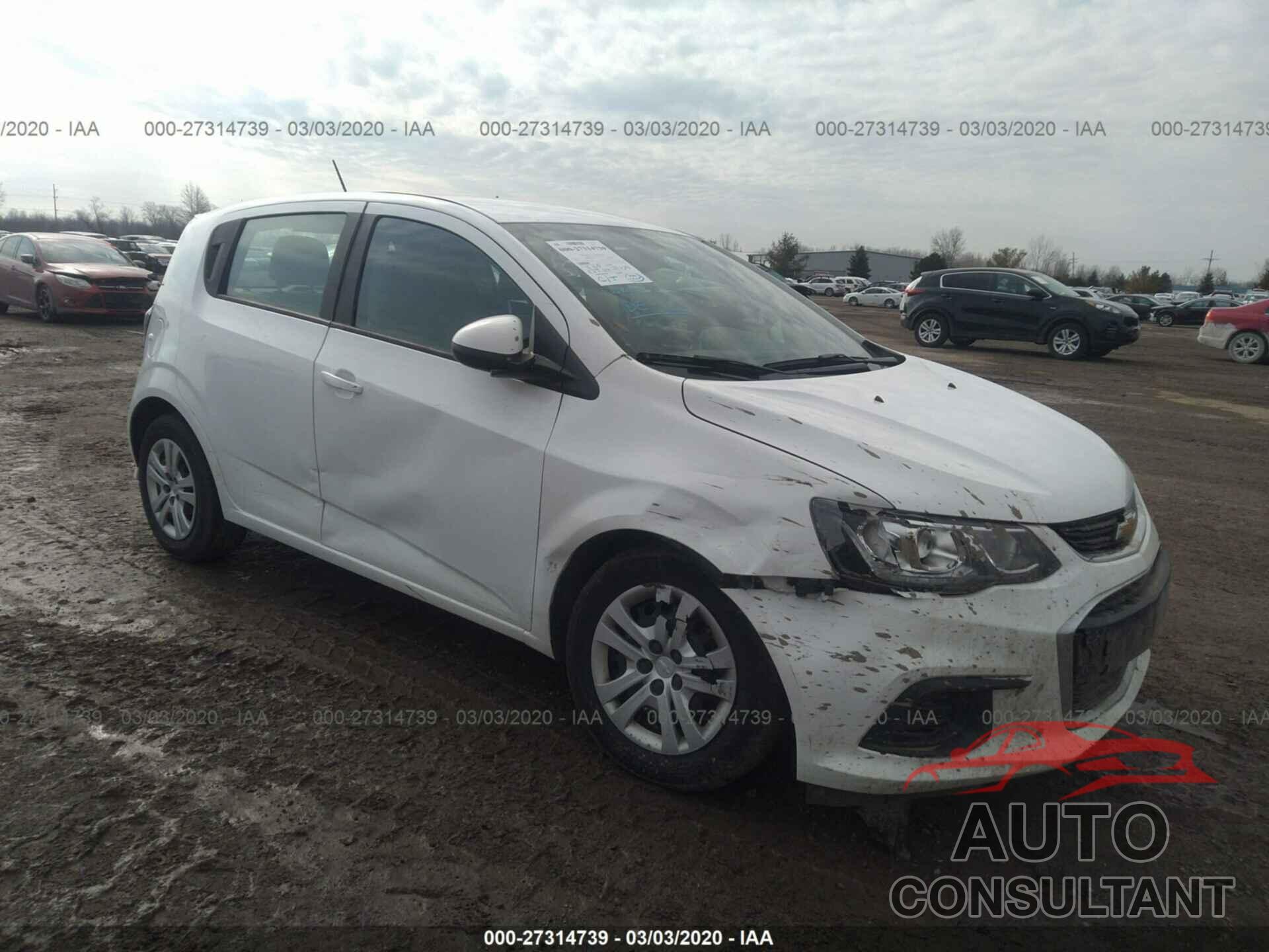 CHEVROLET SONIC 2019 - 1G1JG6SB0K4111962