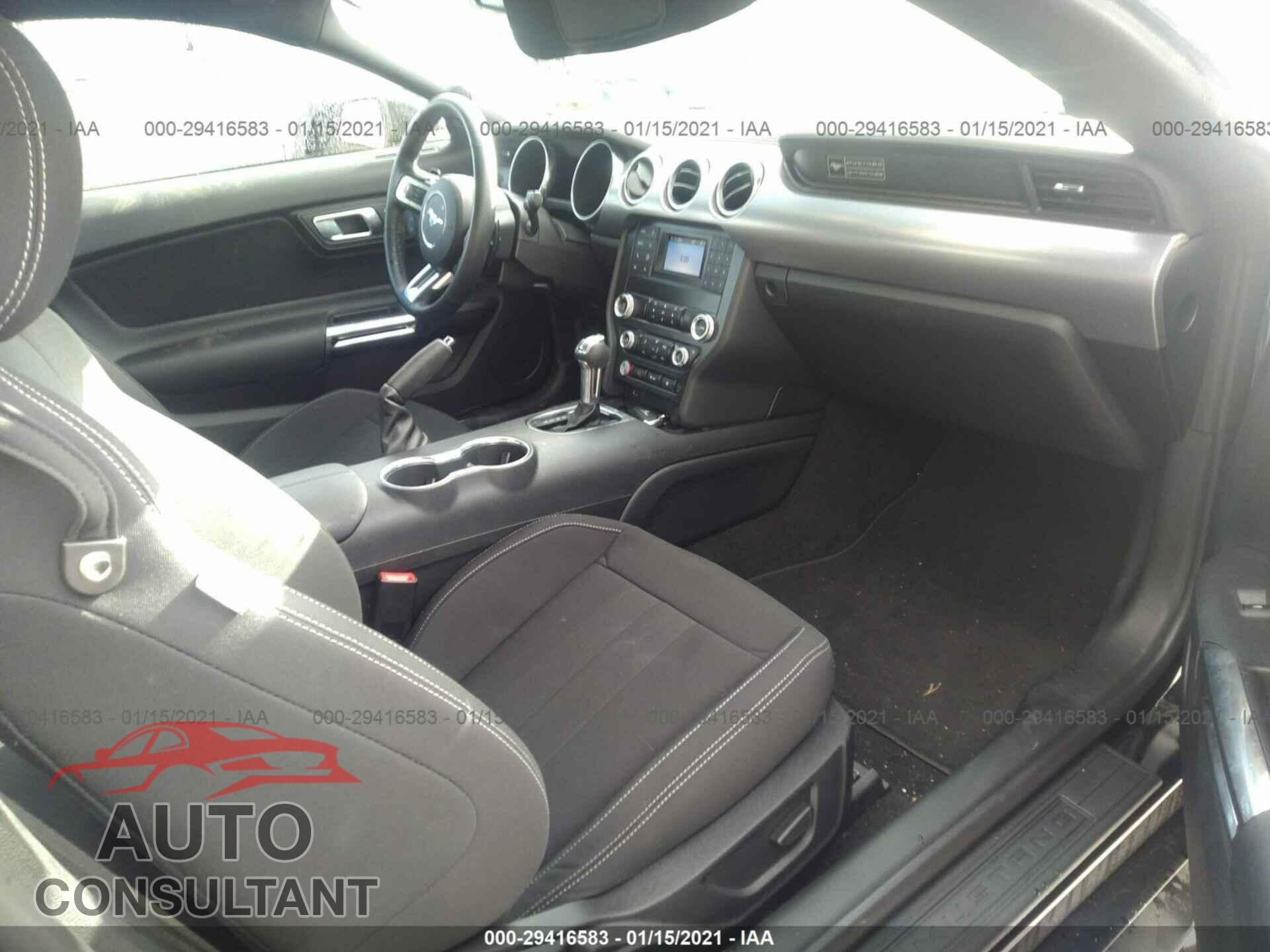 FORD MUSTANG 2020 - 1FA6P8CF5L5169321