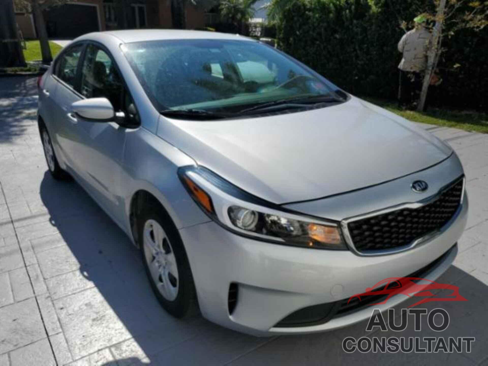 KIA FORTE 2017 - 3KPFK4A74HE092949