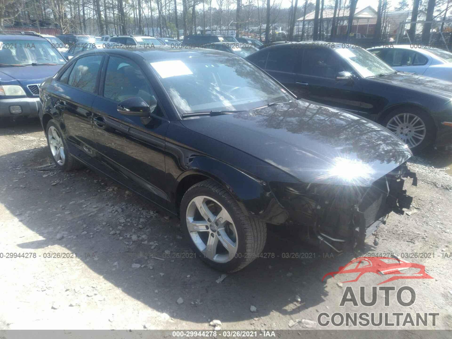 AUDI A3 SEDAN 2018 - WAUAUGFF1J1044434