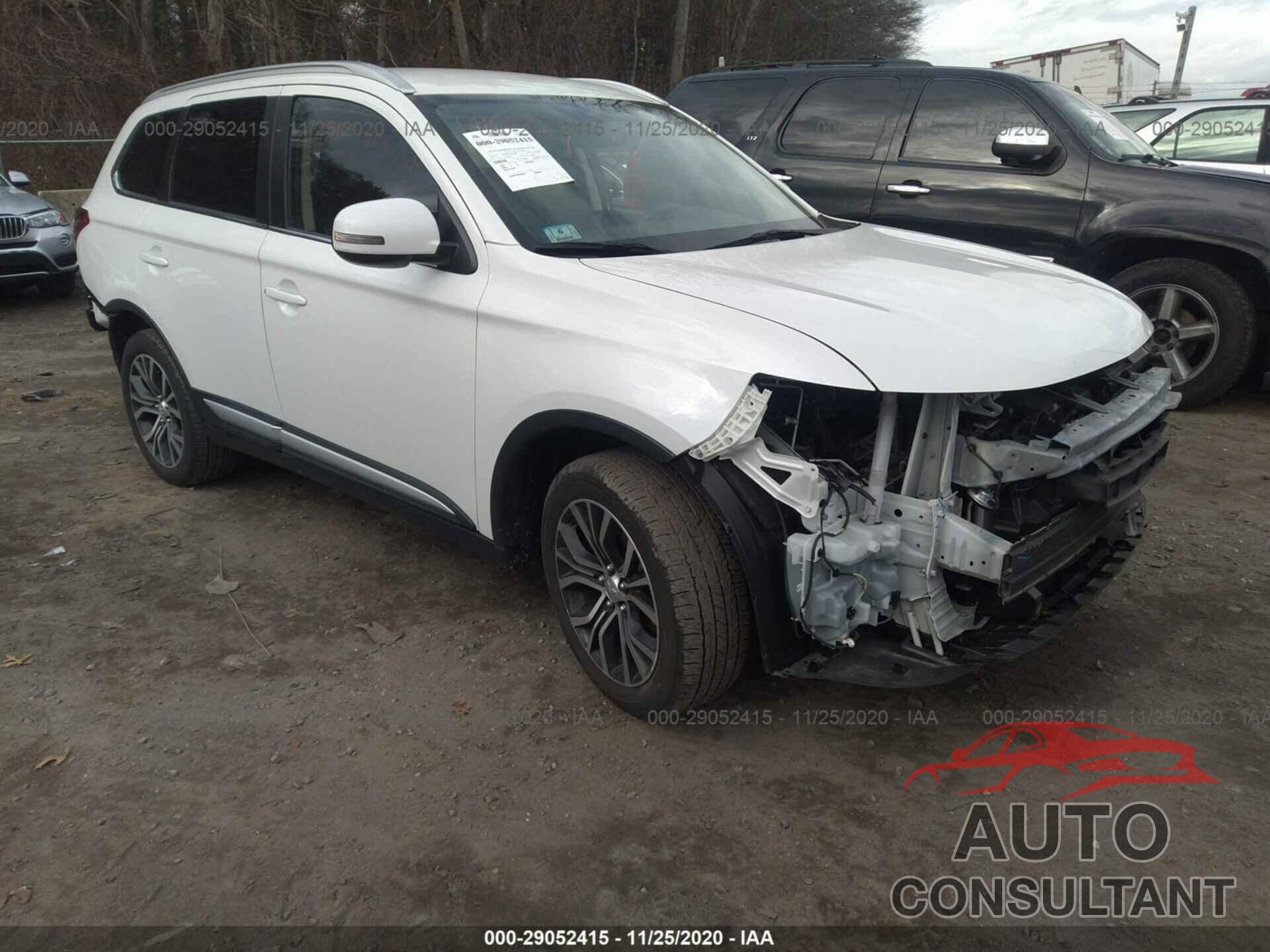MITSUBISHI OUTLANDER 2018 - JA4AZ3A33JZ008878