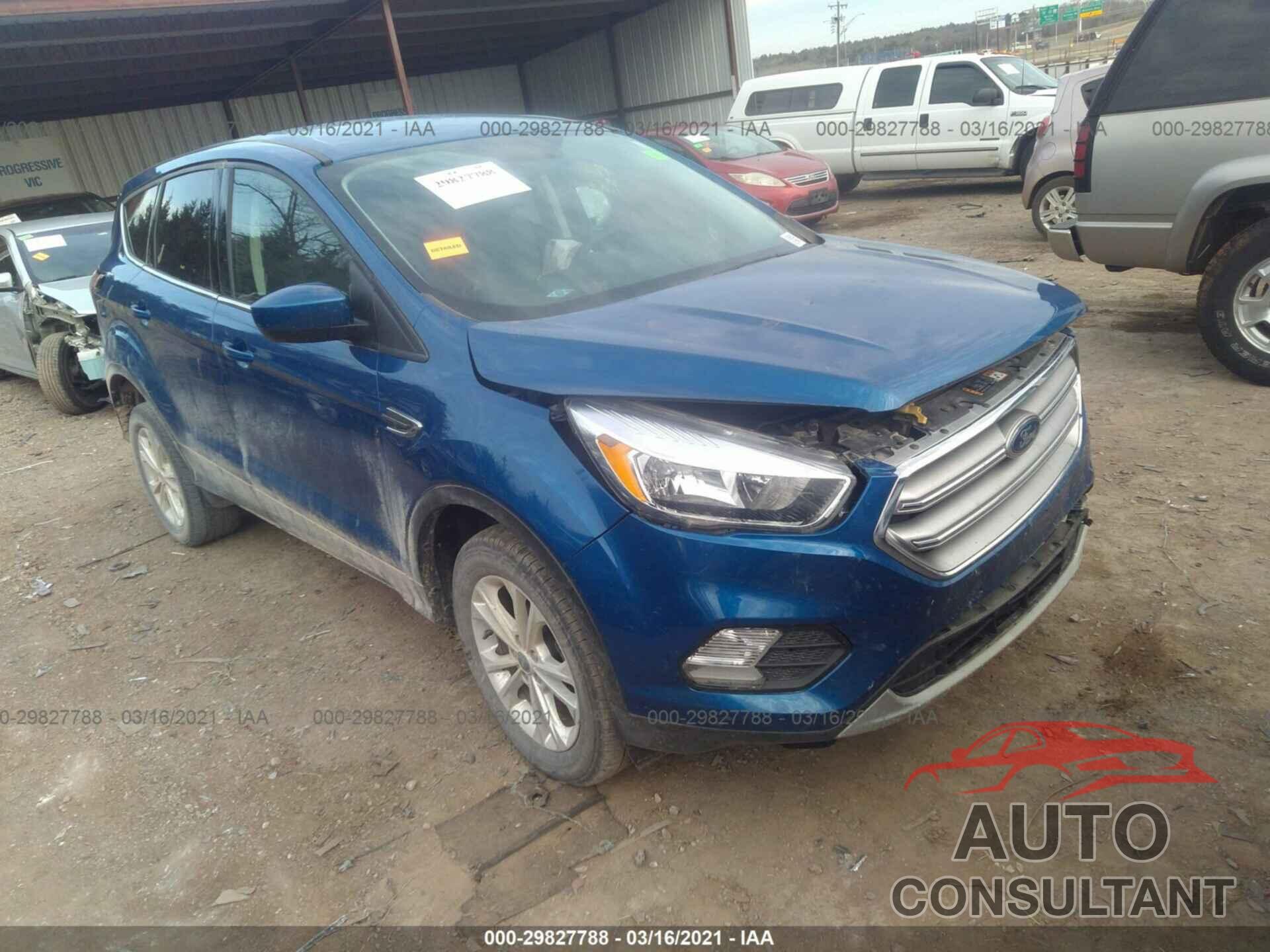 FORD ESCAPE 2017 - 1FMCU0GD4HUE92736