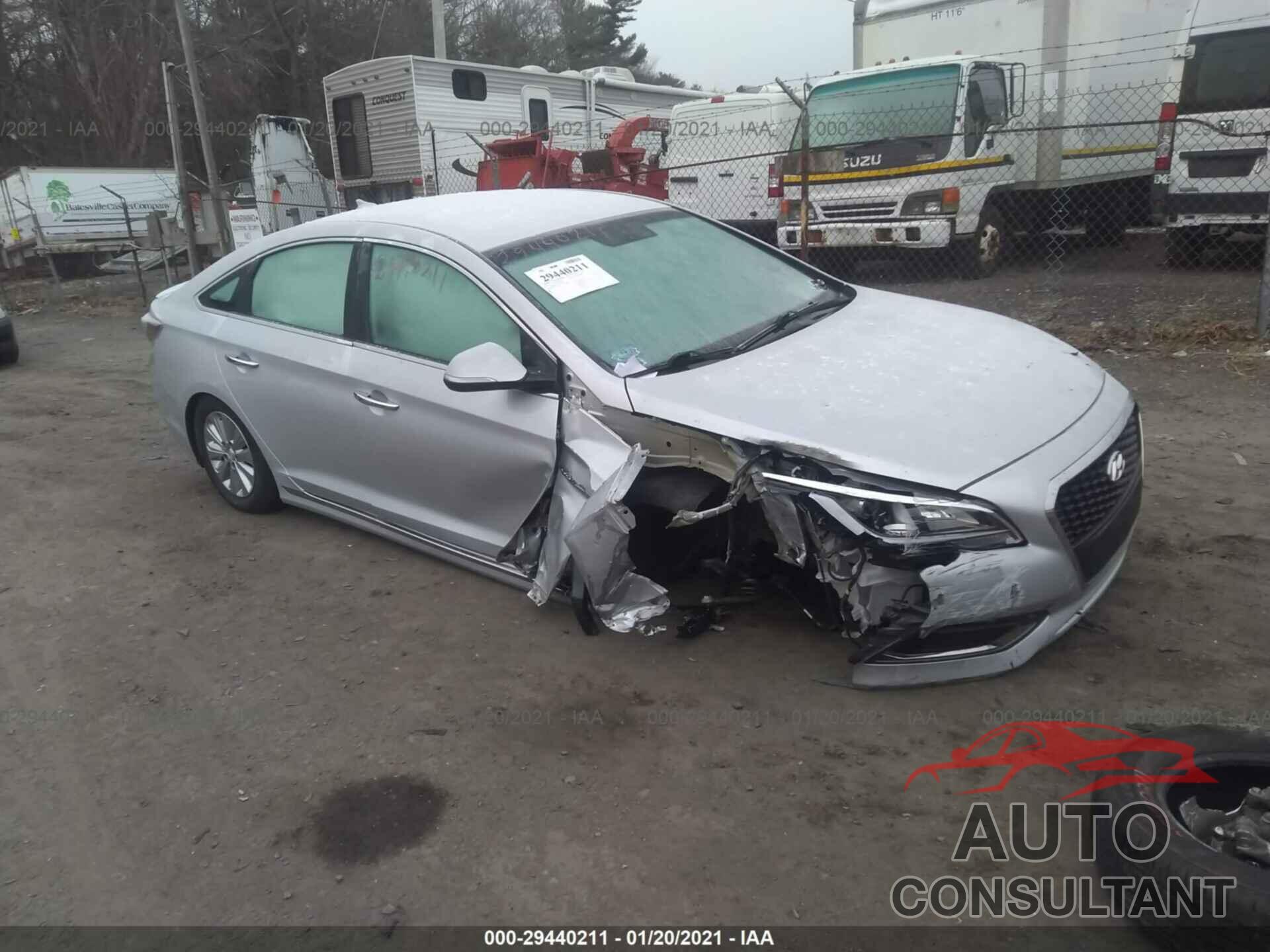 HYUNDAI SONATA HYBRID 2016 - KMHE24L18GA026650