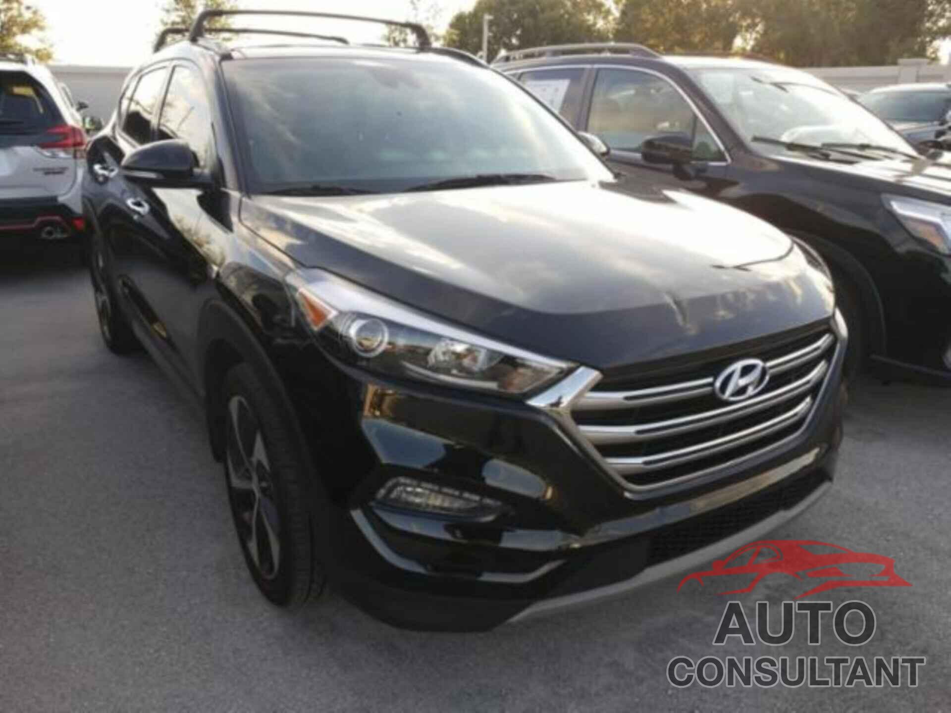 HYUNDAI TUCSON 2017 - KM8J33A22HU347987