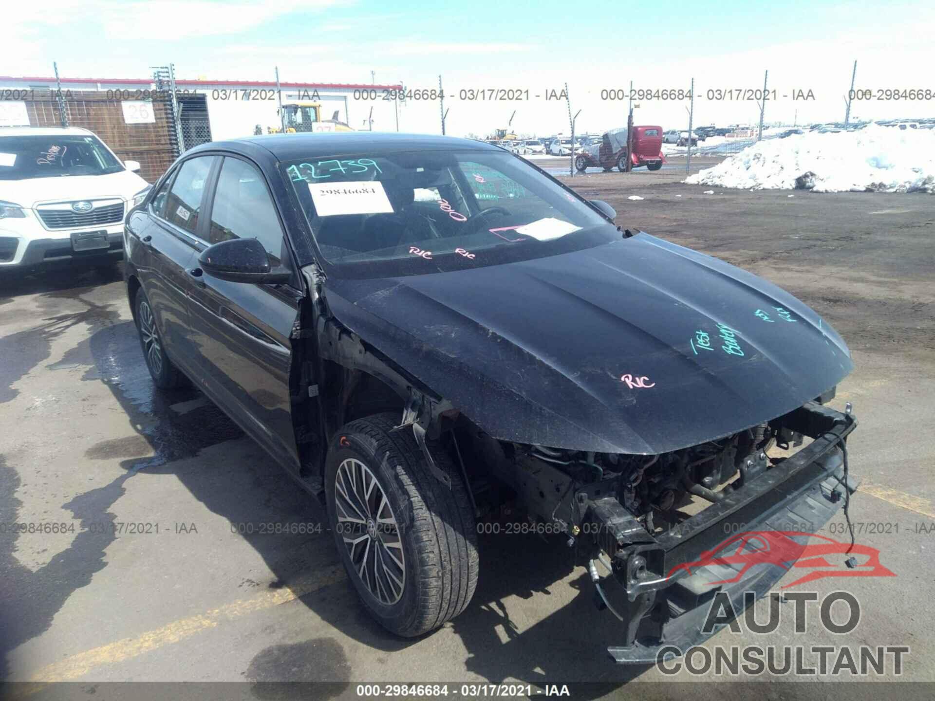 VOLKSWAGEN JETTA 2019 - 3VWCB7BU0KM133323