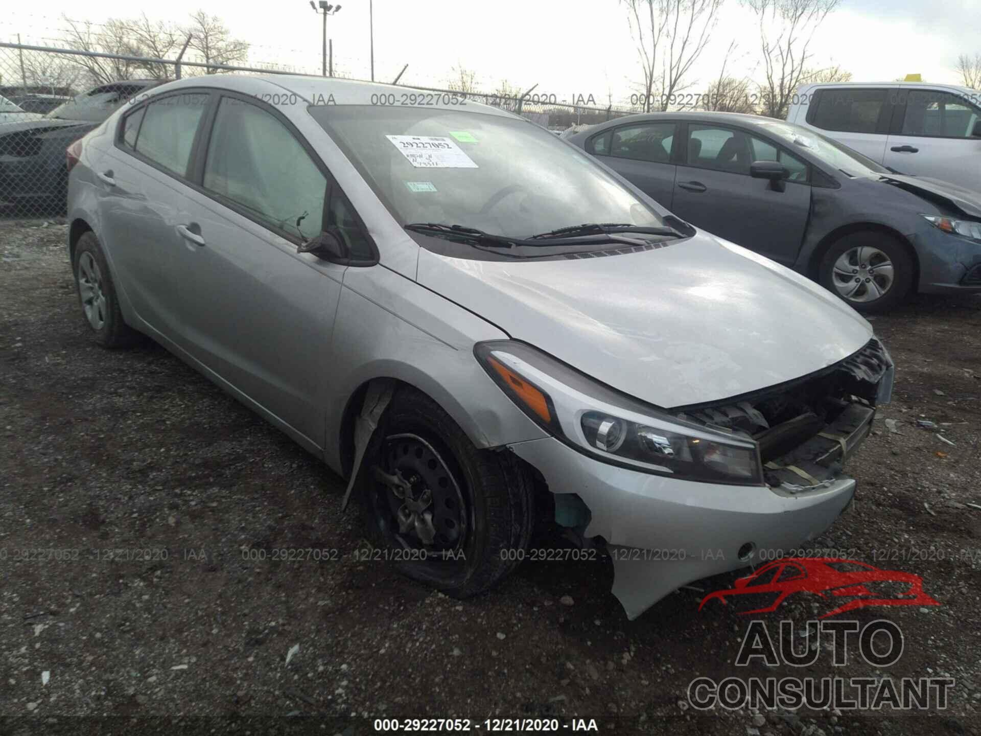 KIA FORTE 2018 - 3KPFL4A75JE247348